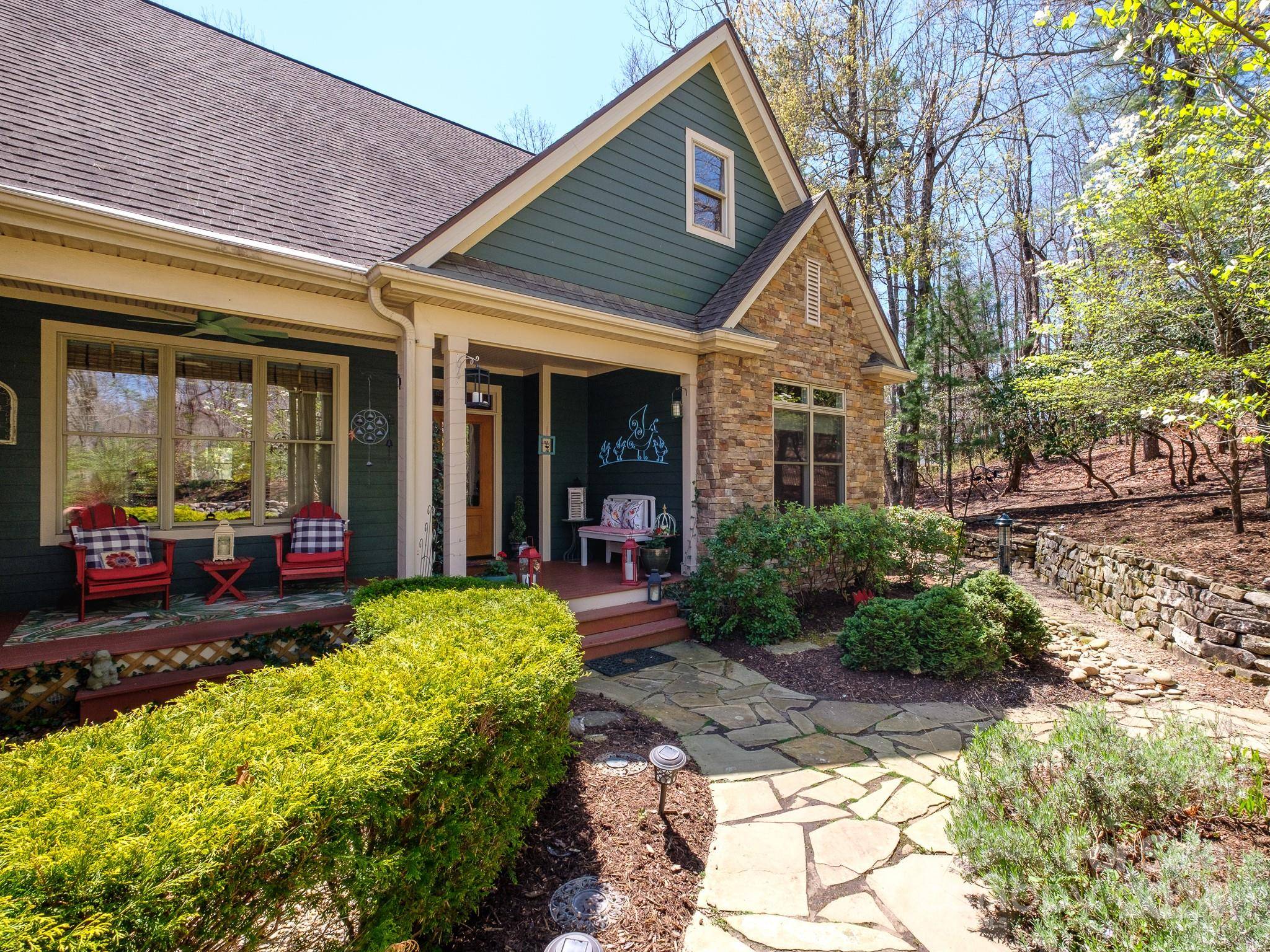 Brevard, NC 28712,44 Gasga CT