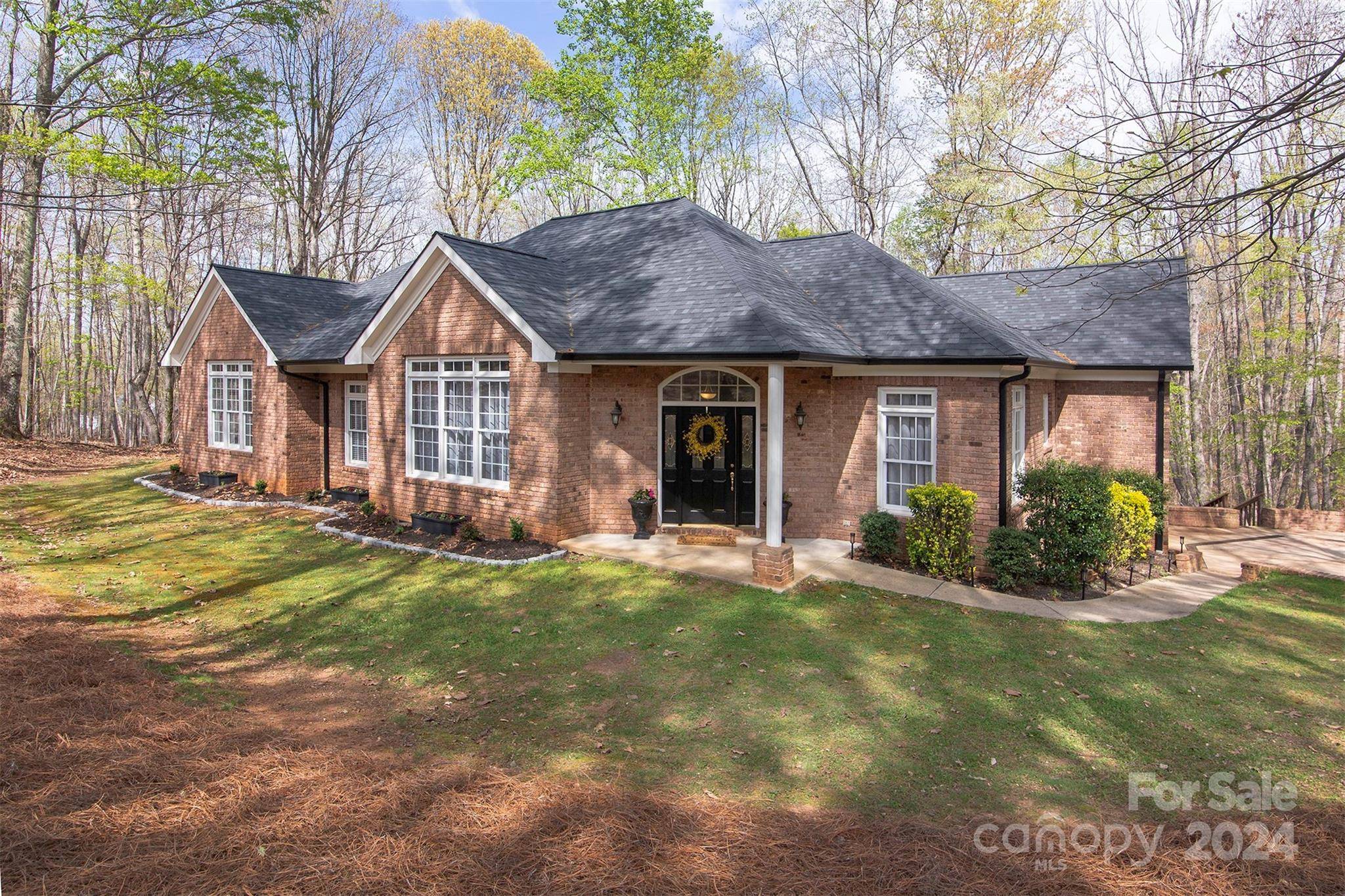 Statesville, NC 28677,107 N Harbor Watch DR