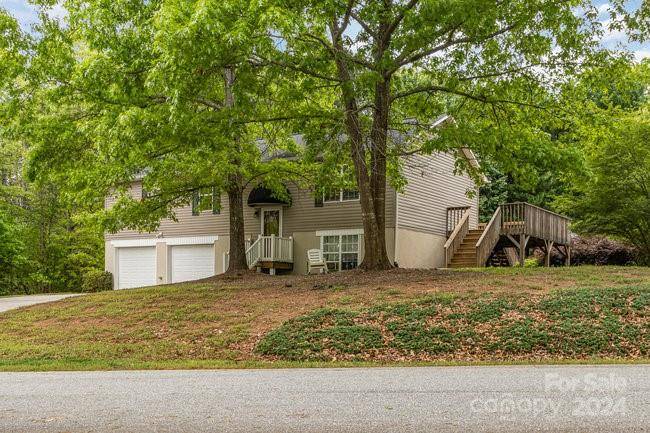 Hickory, NC 28601,5129 Hanging Rock CT