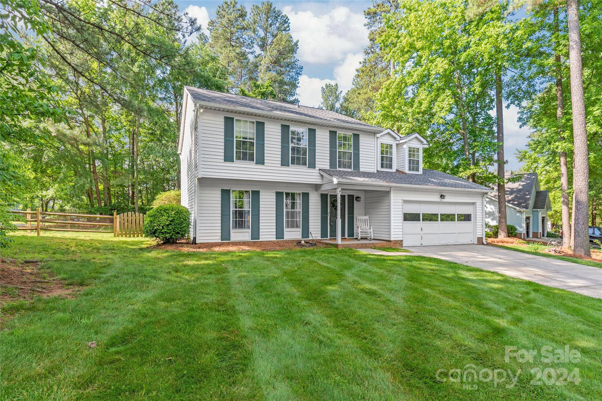 Charlotte, NC 28269,9932 White Cascade DR