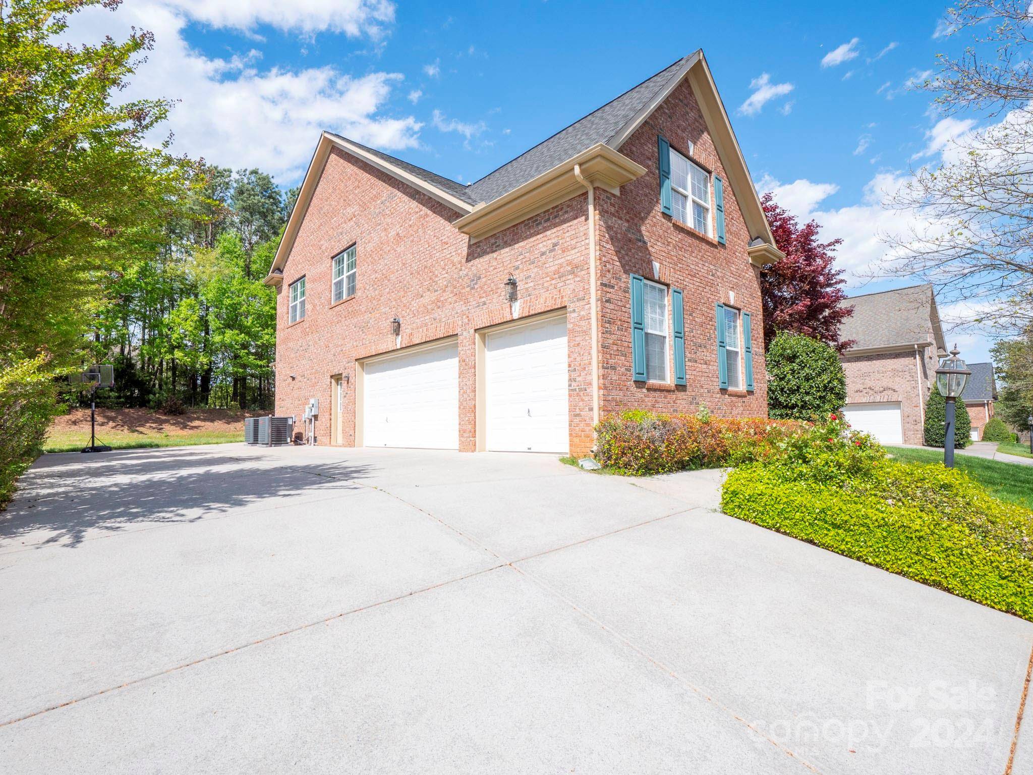 Charlotte, NC 28277,14922 Capricorn LN