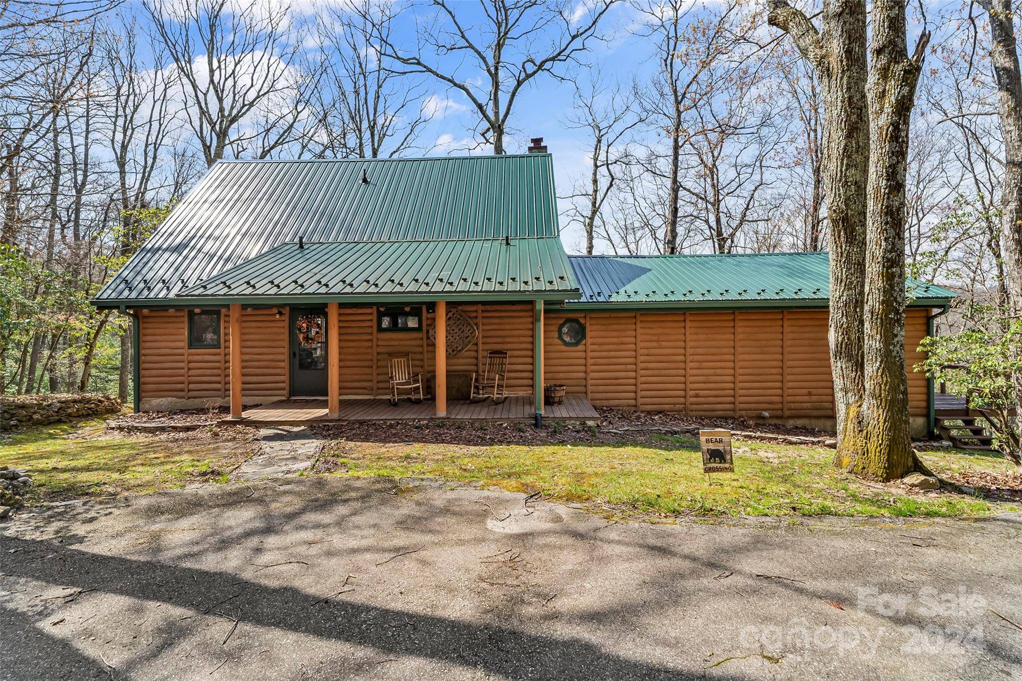 Deep Gap, NC 28618,231 Deer Oaks RD