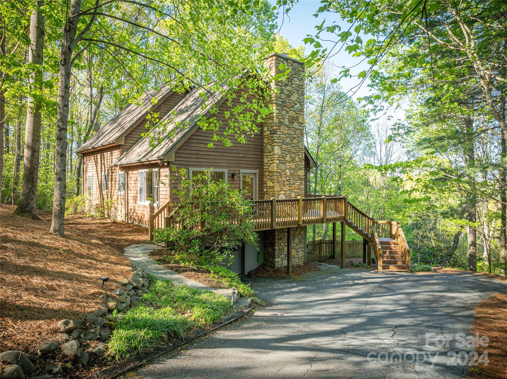 Fletcher, NC 28732,125 Sequoyah Hills DR