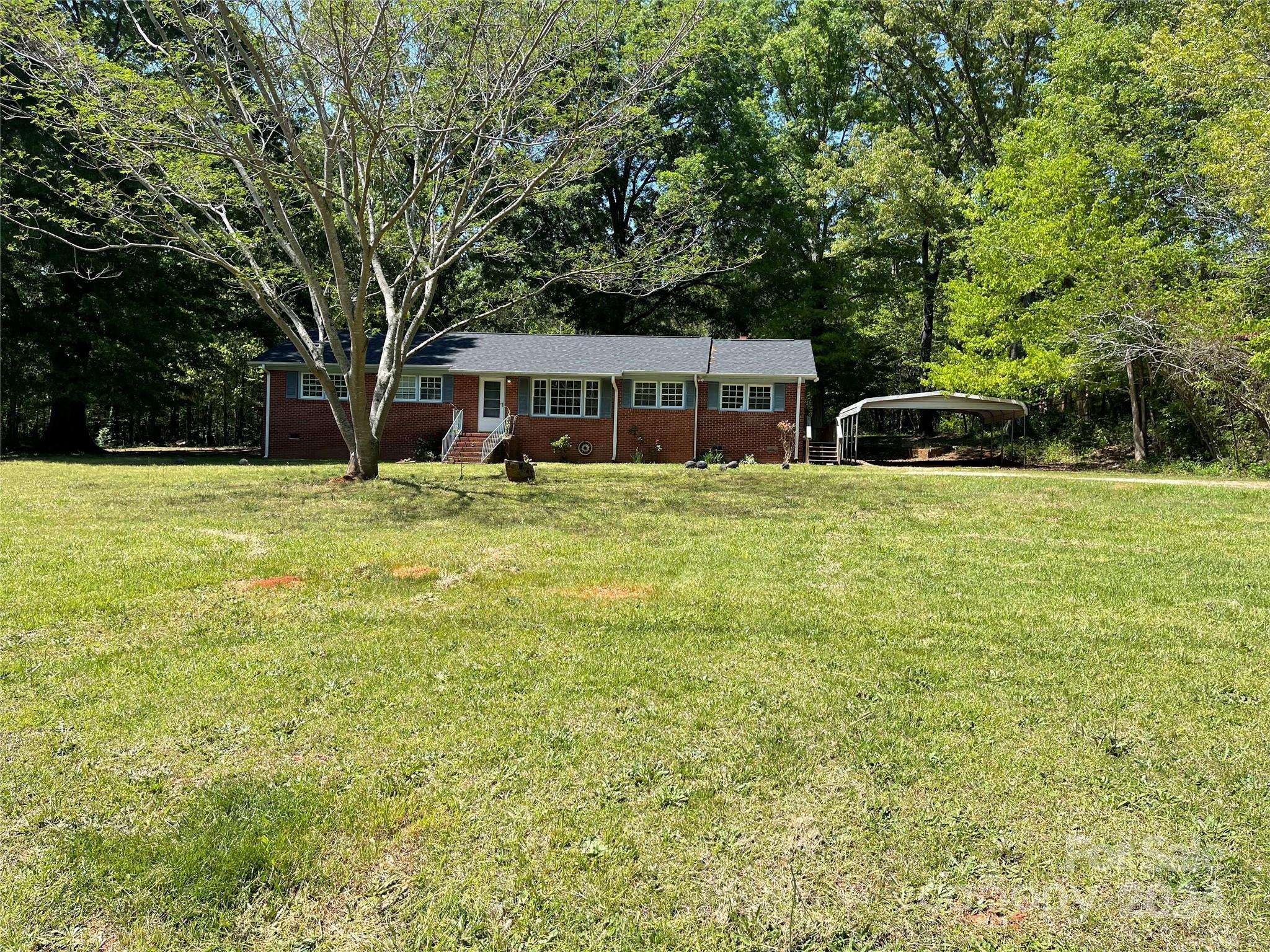 Sharon, SC 29742,6726 Lockhart RD