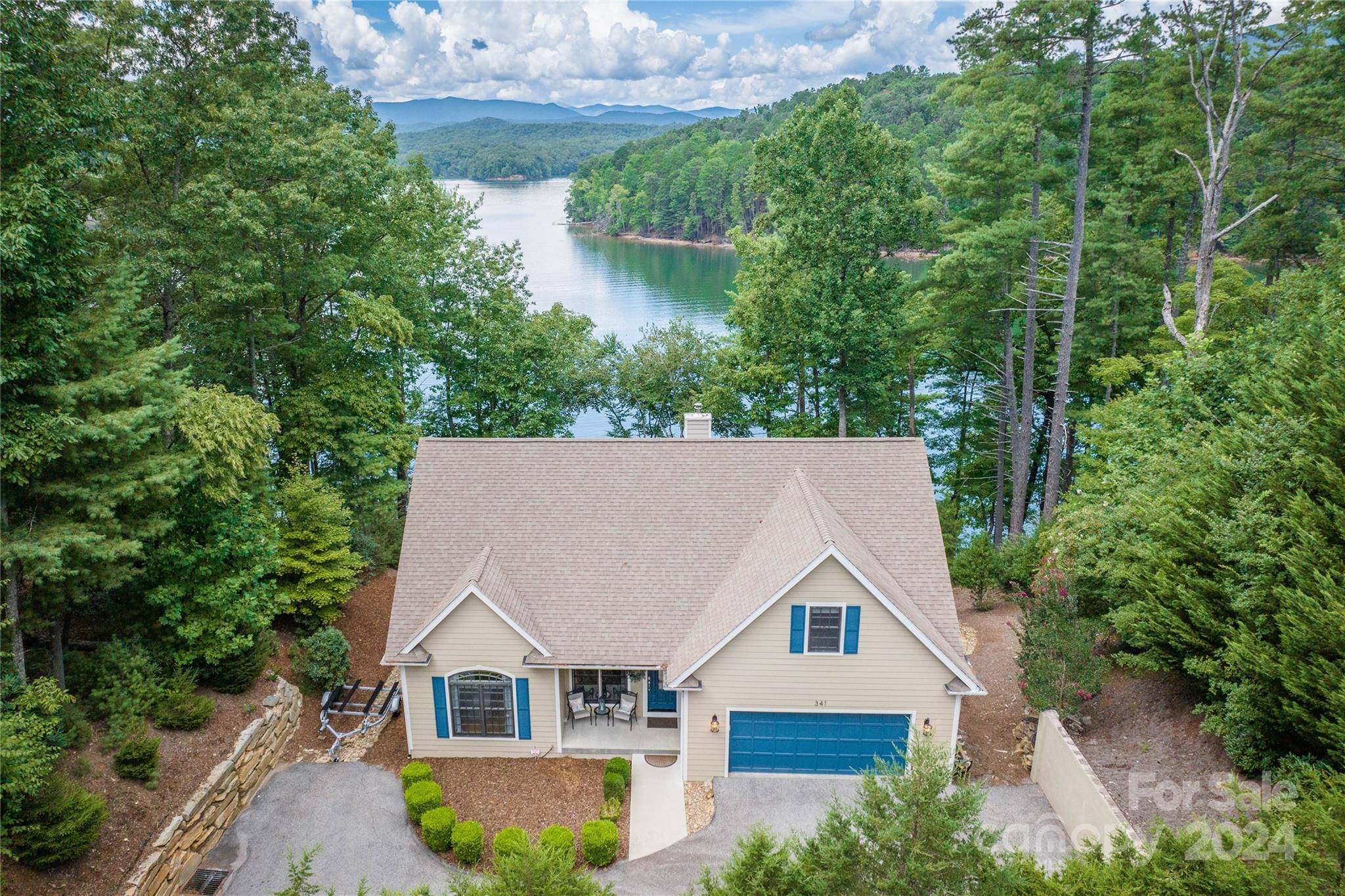 Nebo, NC 28761,341 Dockside DR