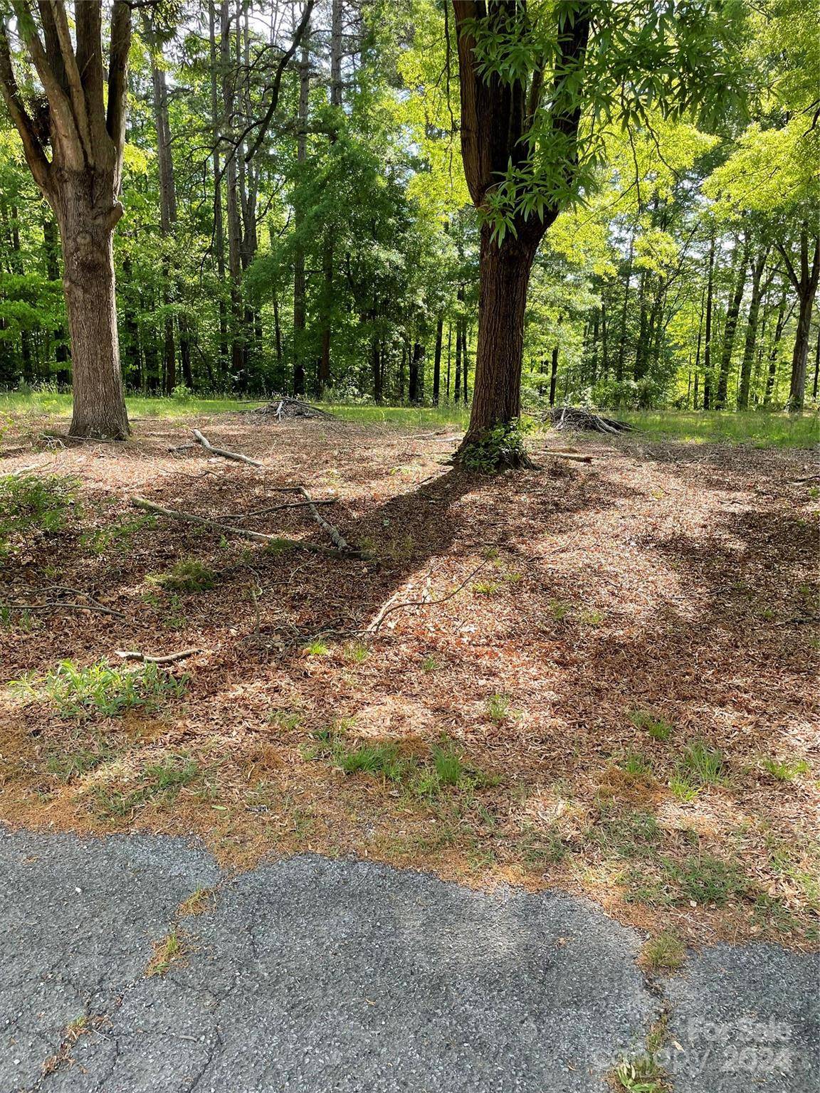 Kannapolis, NC 28081,0 Rolling RD