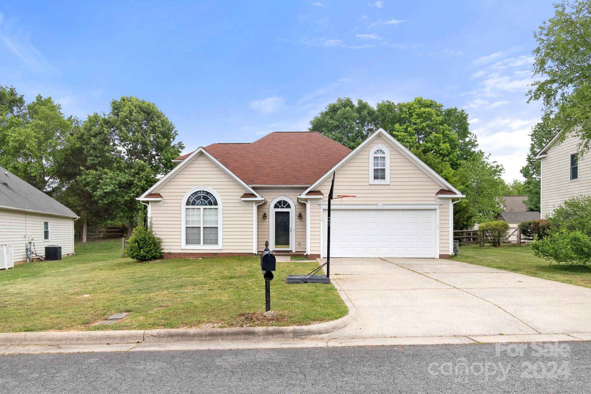 Kannapolis, NC 28083,2429 Acadia CT