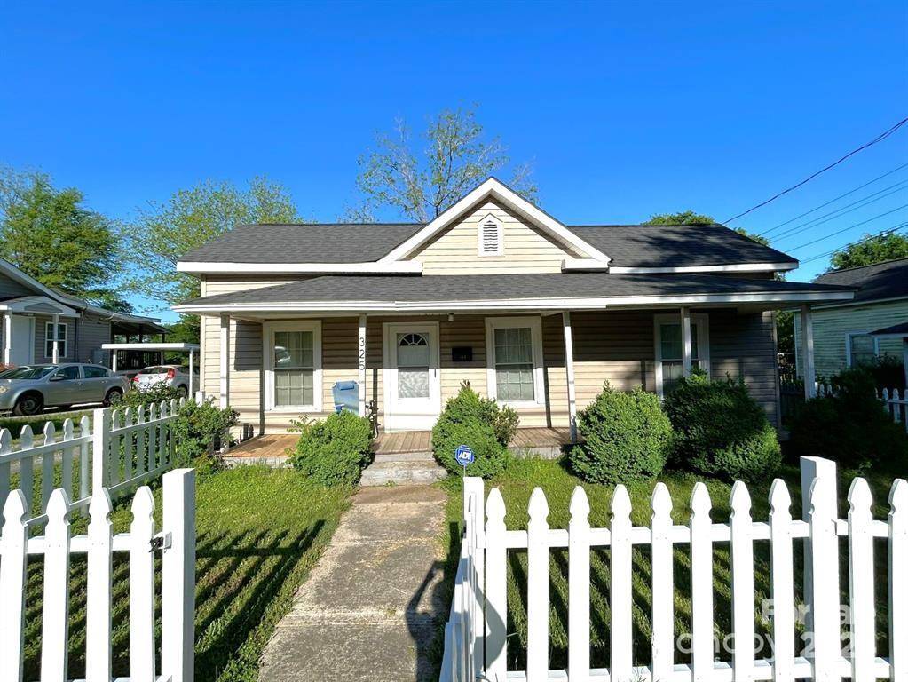 Mount Holly, NC 28120,325 Highland ST