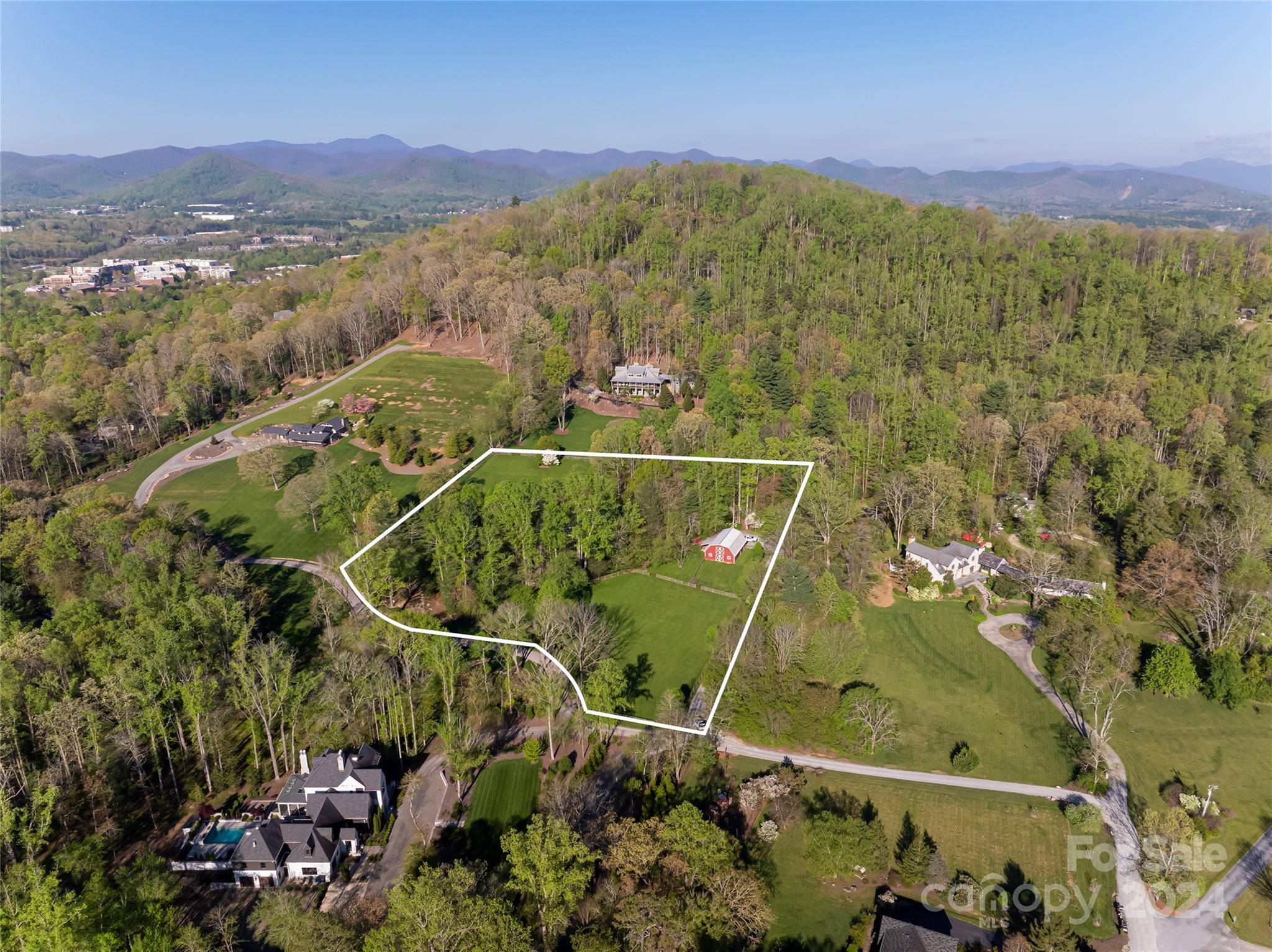 Asheville, NC 28803,60 Deerhaven LN