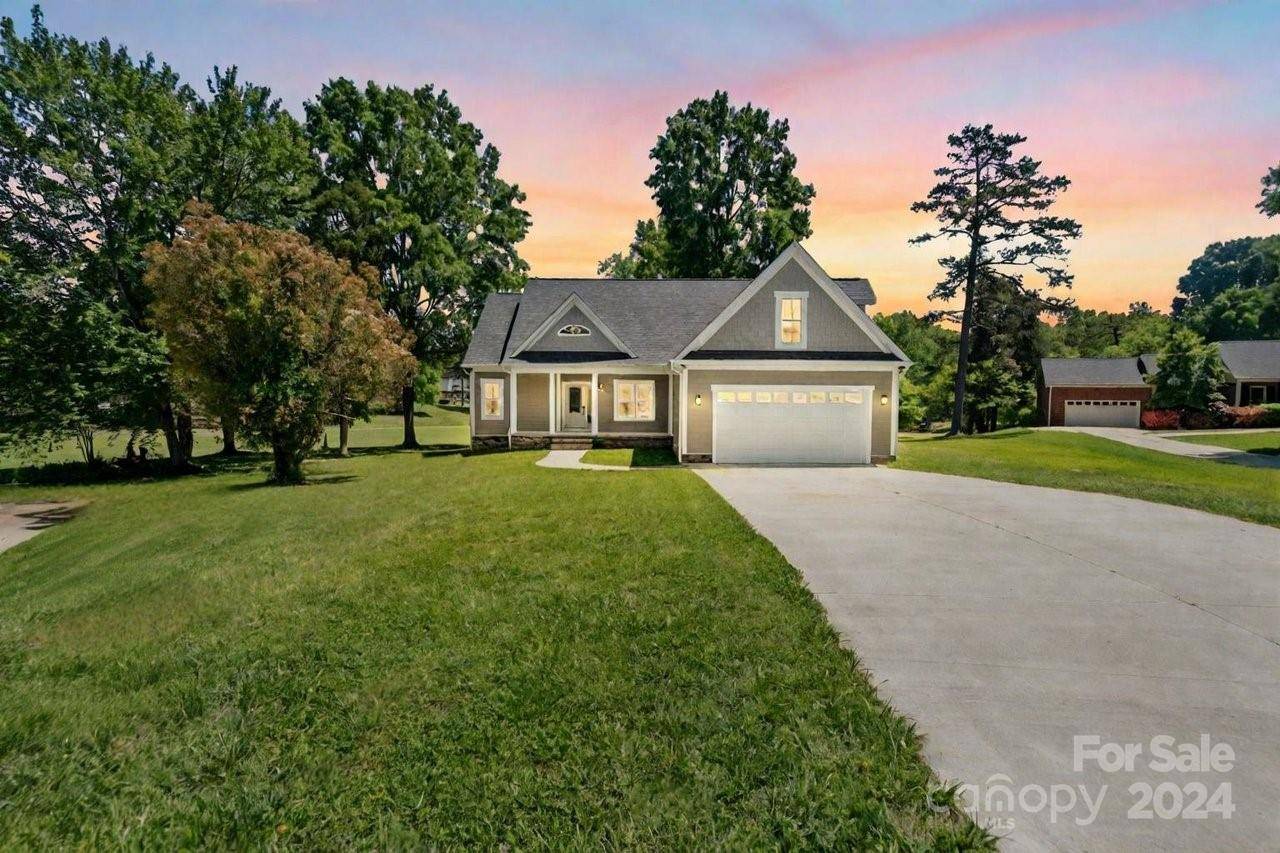 Salisbury, NC 28146,1708 Woodrun CIR