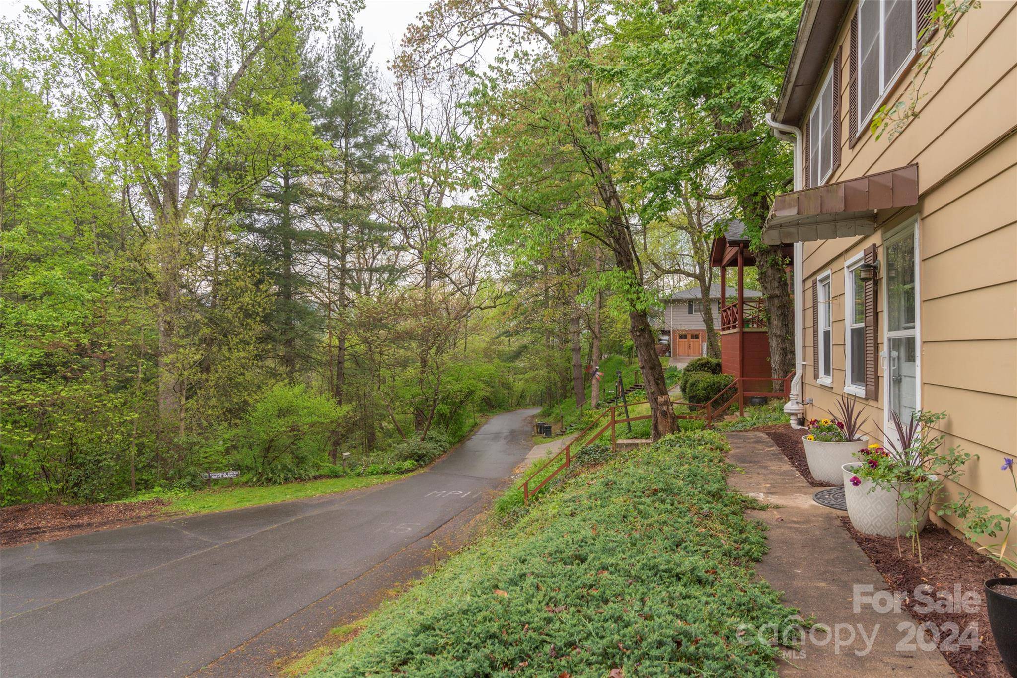 Lake Junaluska, NC 28745,273 JB Ivey LN