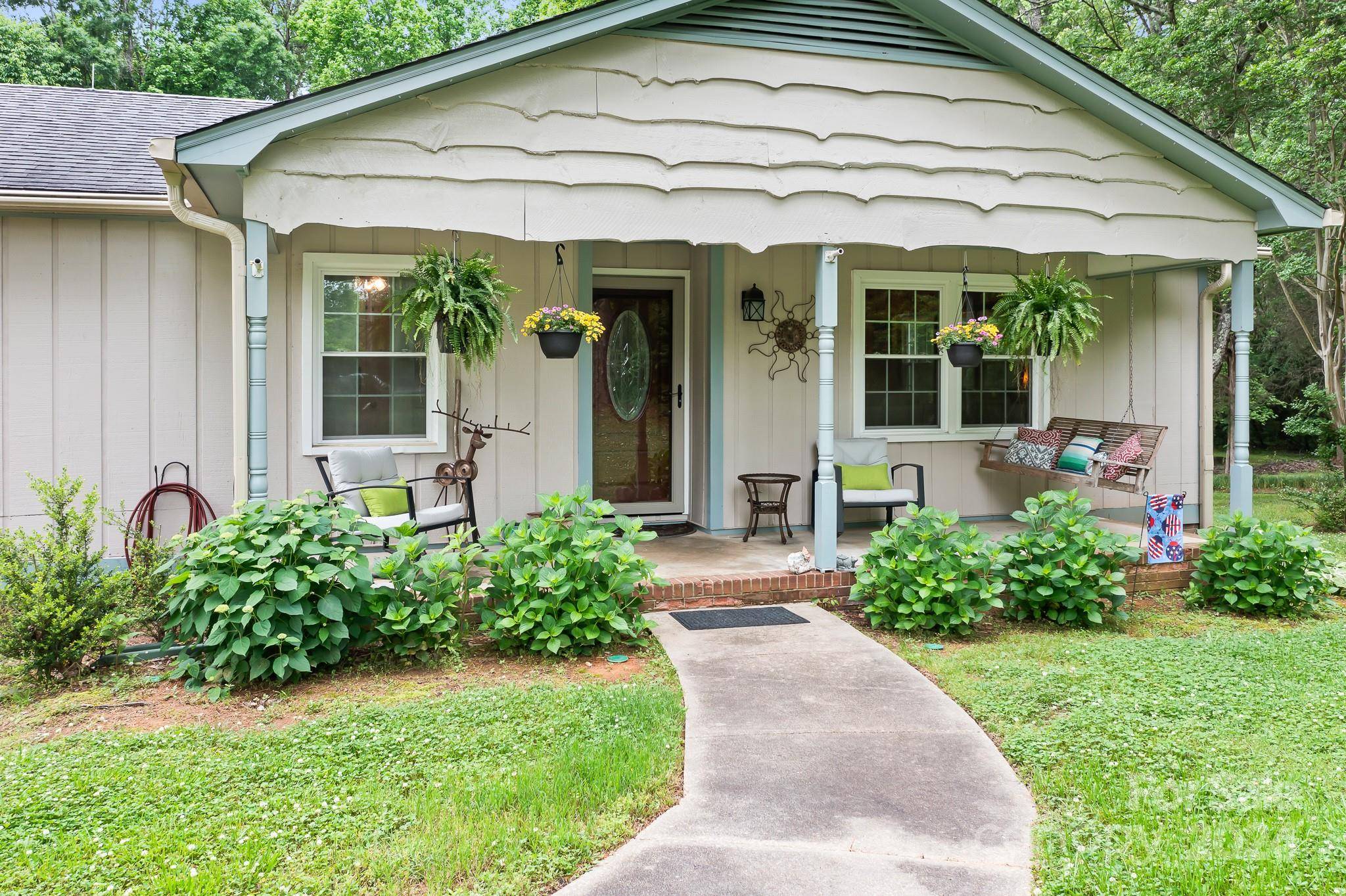 Kannapolis, NC 28083,5106 Teakwood DR