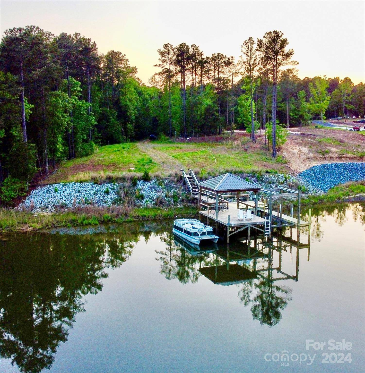 Ridgeway, SC 29130,759 Retreat WAY