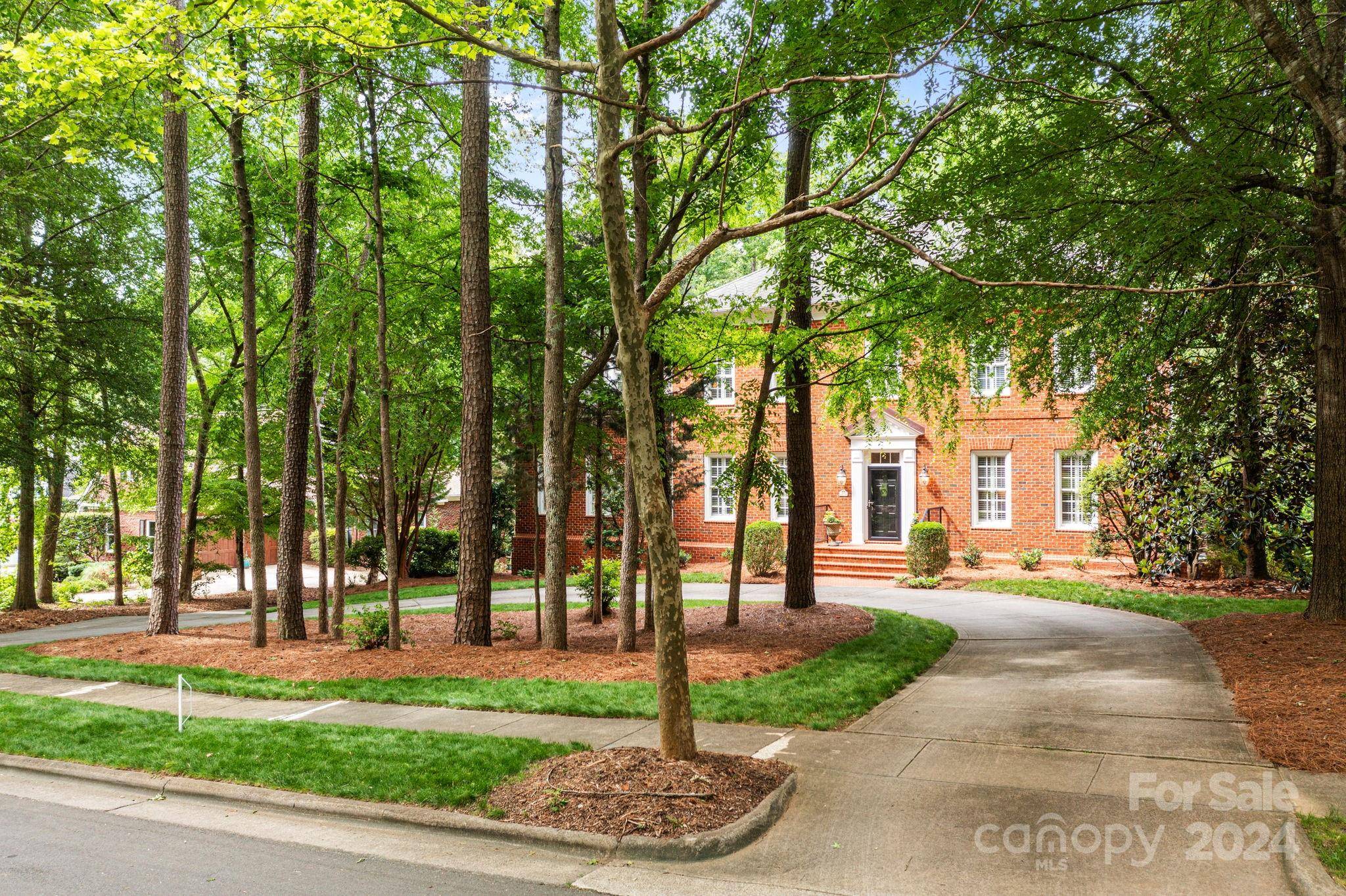 Davidson, NC 28036,258 Pat Stough LN