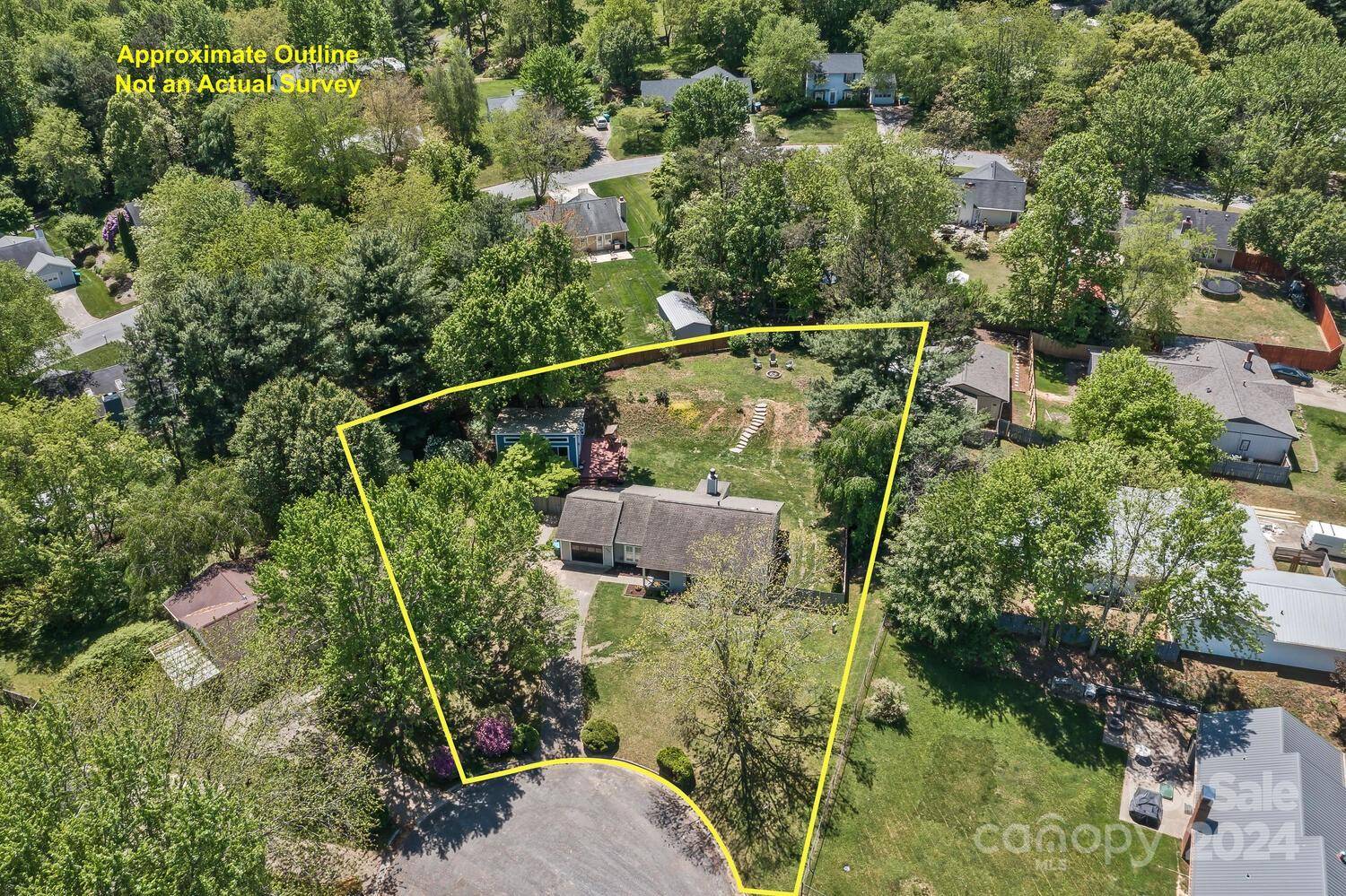 Asheville, NC 28806,104 Scottlynn CT