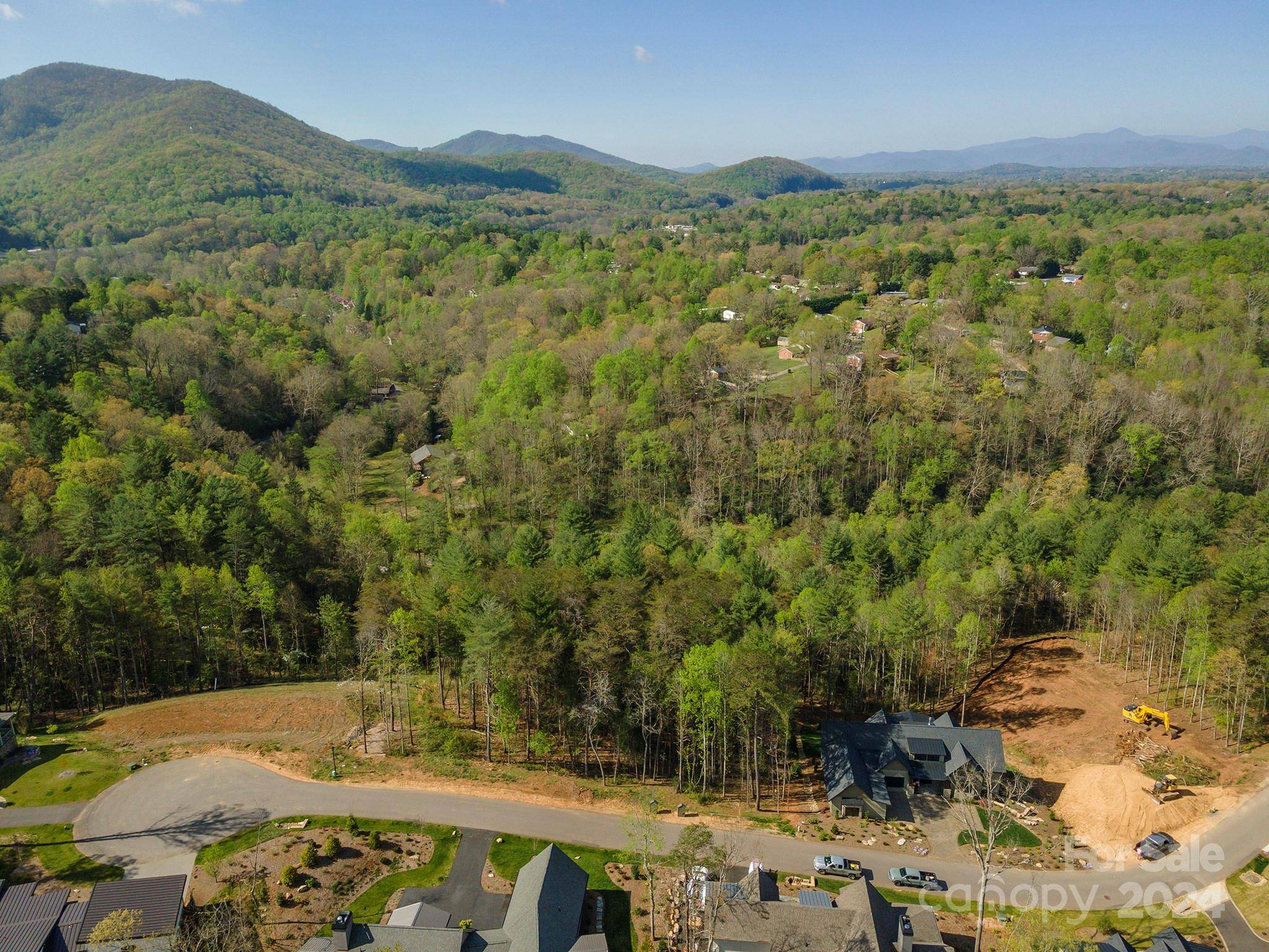 Asheville, NC 28805,161 Riverbend Forest DR #9