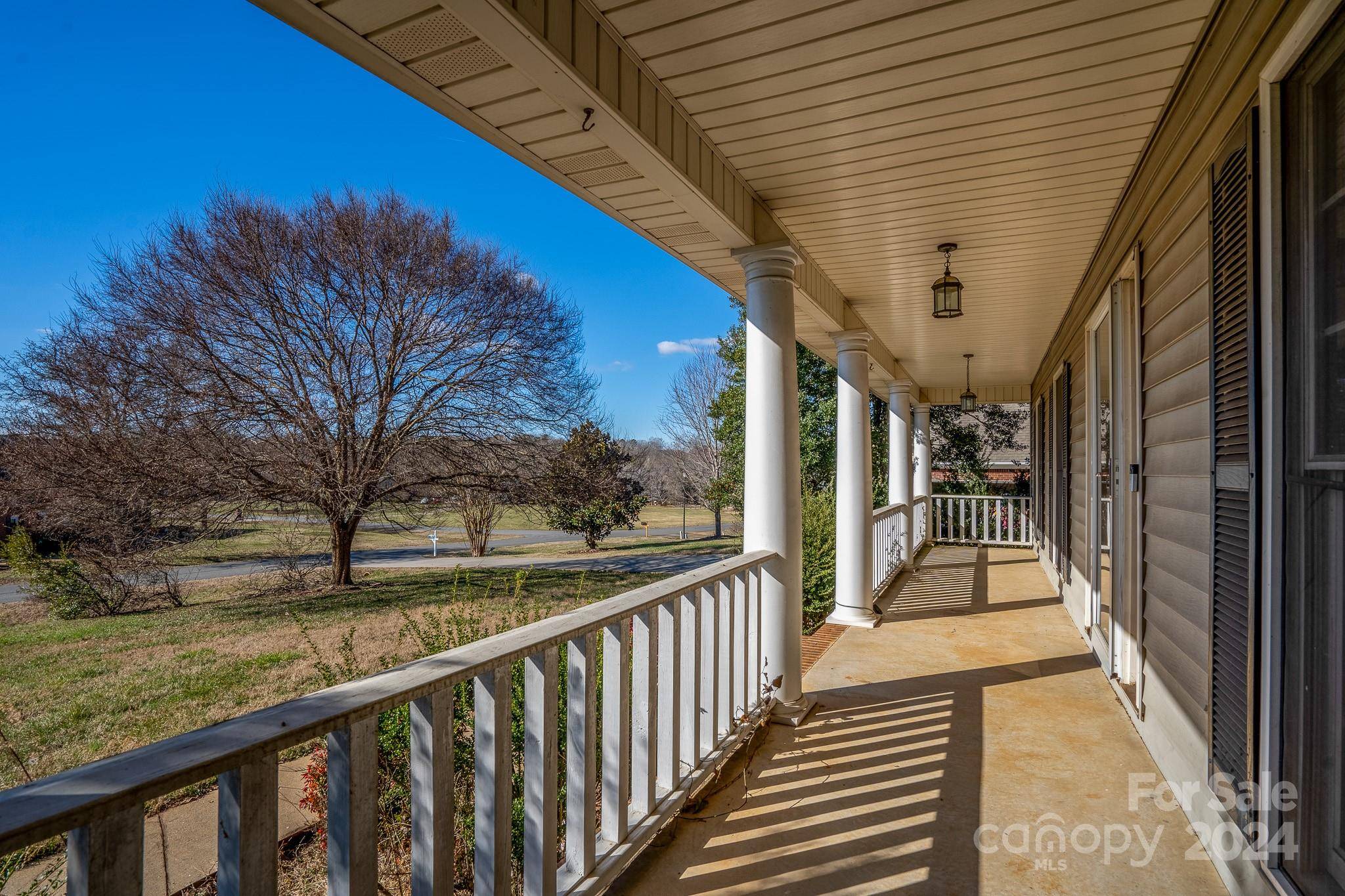 Cherryville, NC 28021,151 Oak Point DR