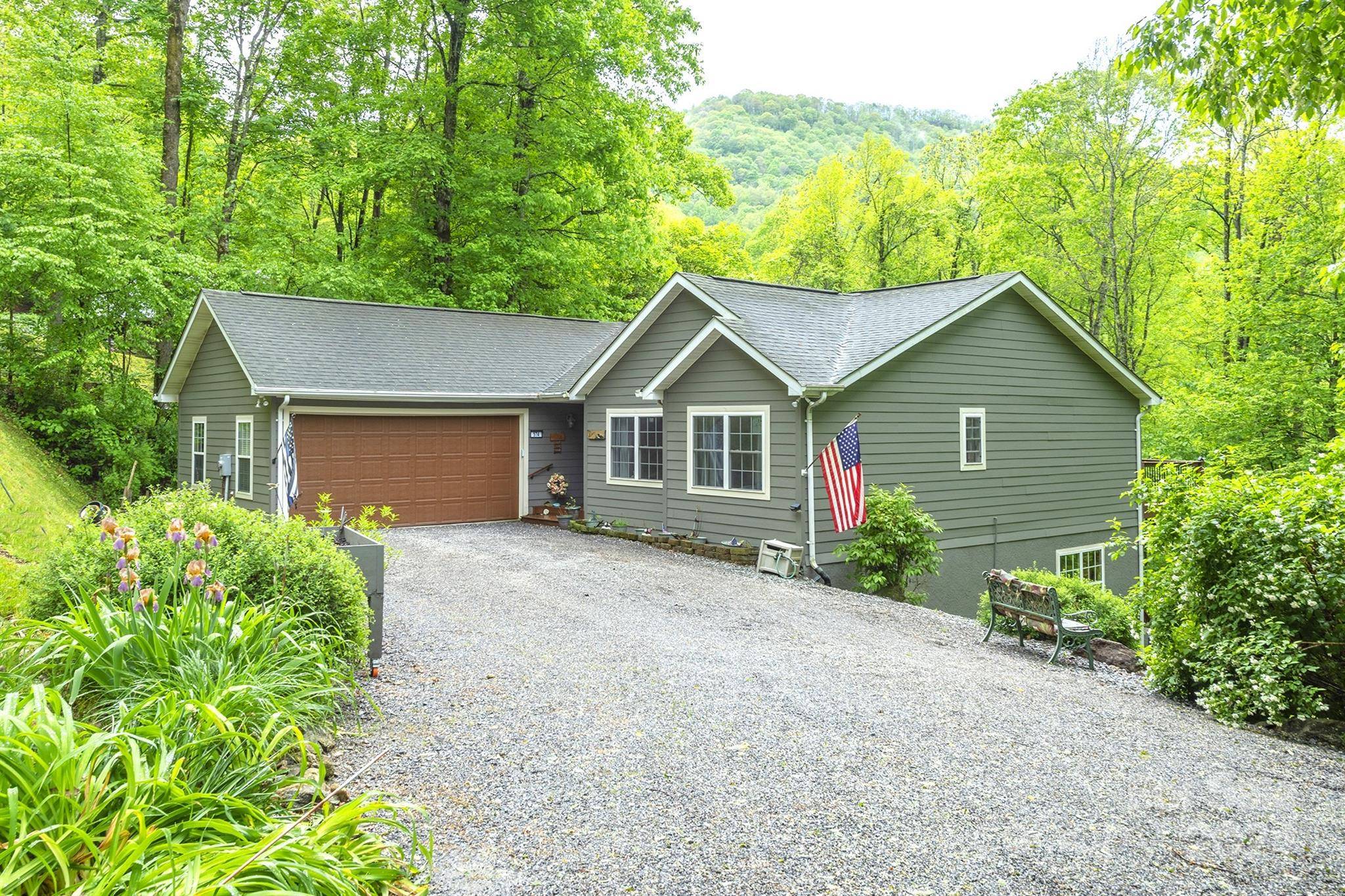 Waynesville, NC 28785,574 Appaloosa TRL