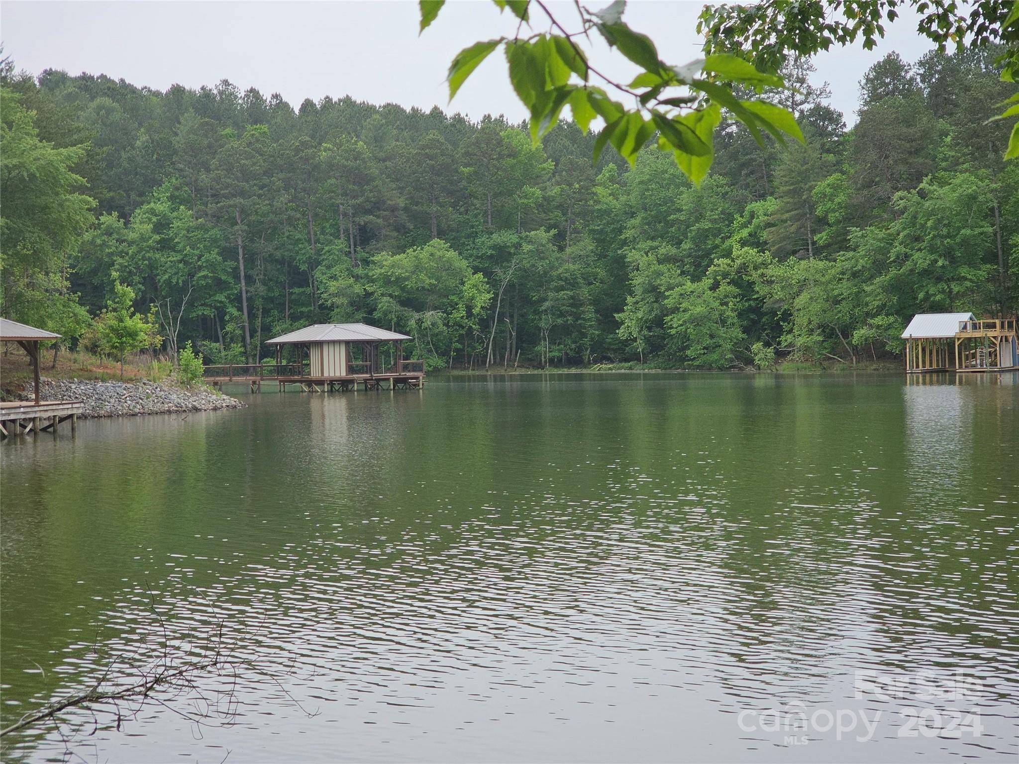 Granite Falls, NC 28630,0 Lakeside AVE #5