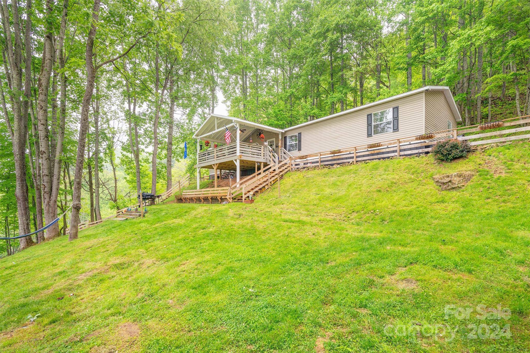 Clyde, NC 28721,677 Short Ridge LN