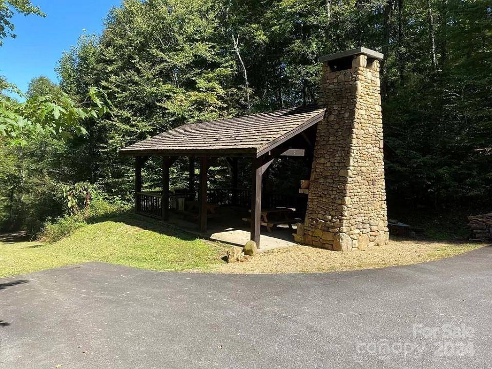 Hayesville, NC 28904,0 Trillium Heights TER #38