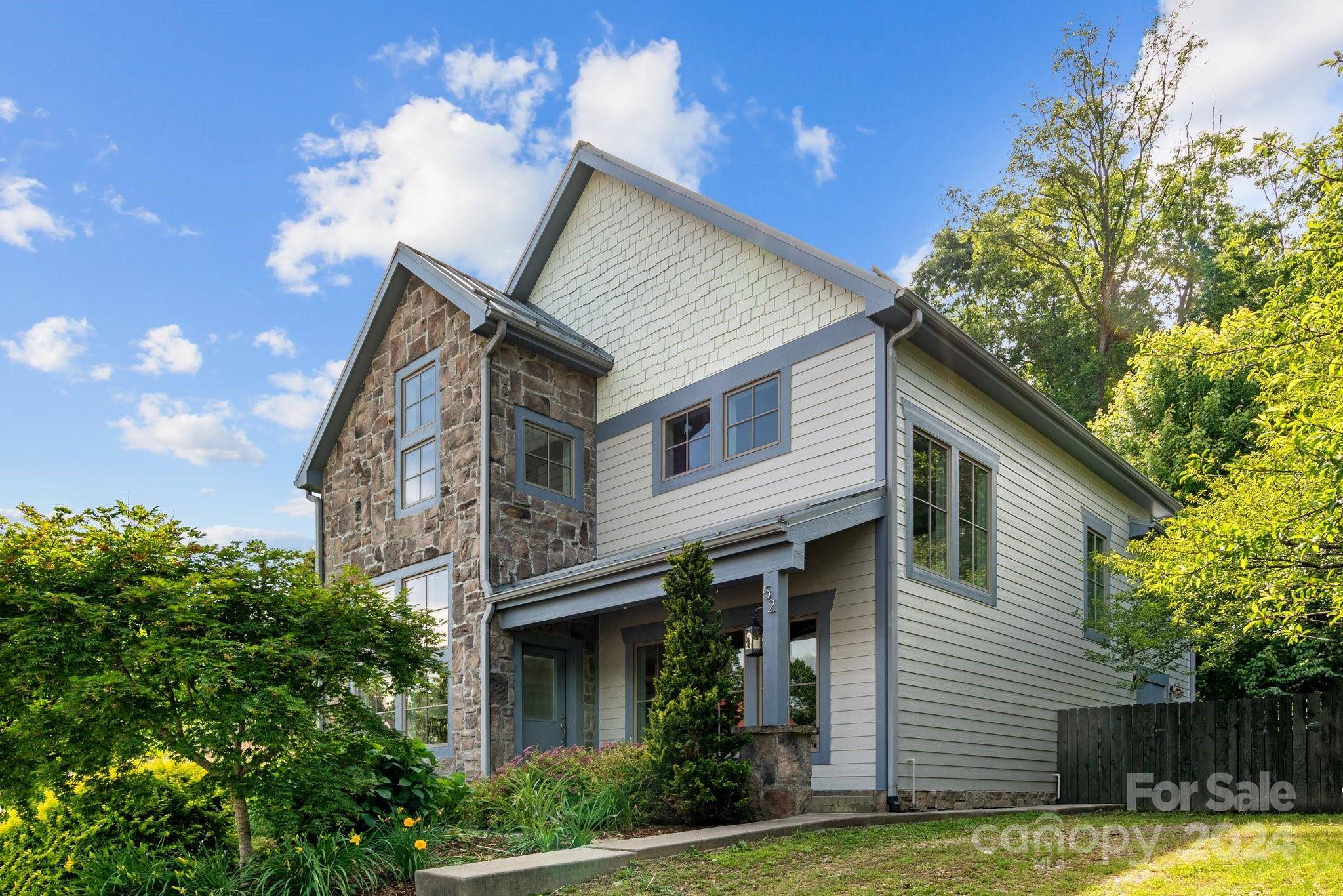 Asheville, NC 28806,52 Verde DR