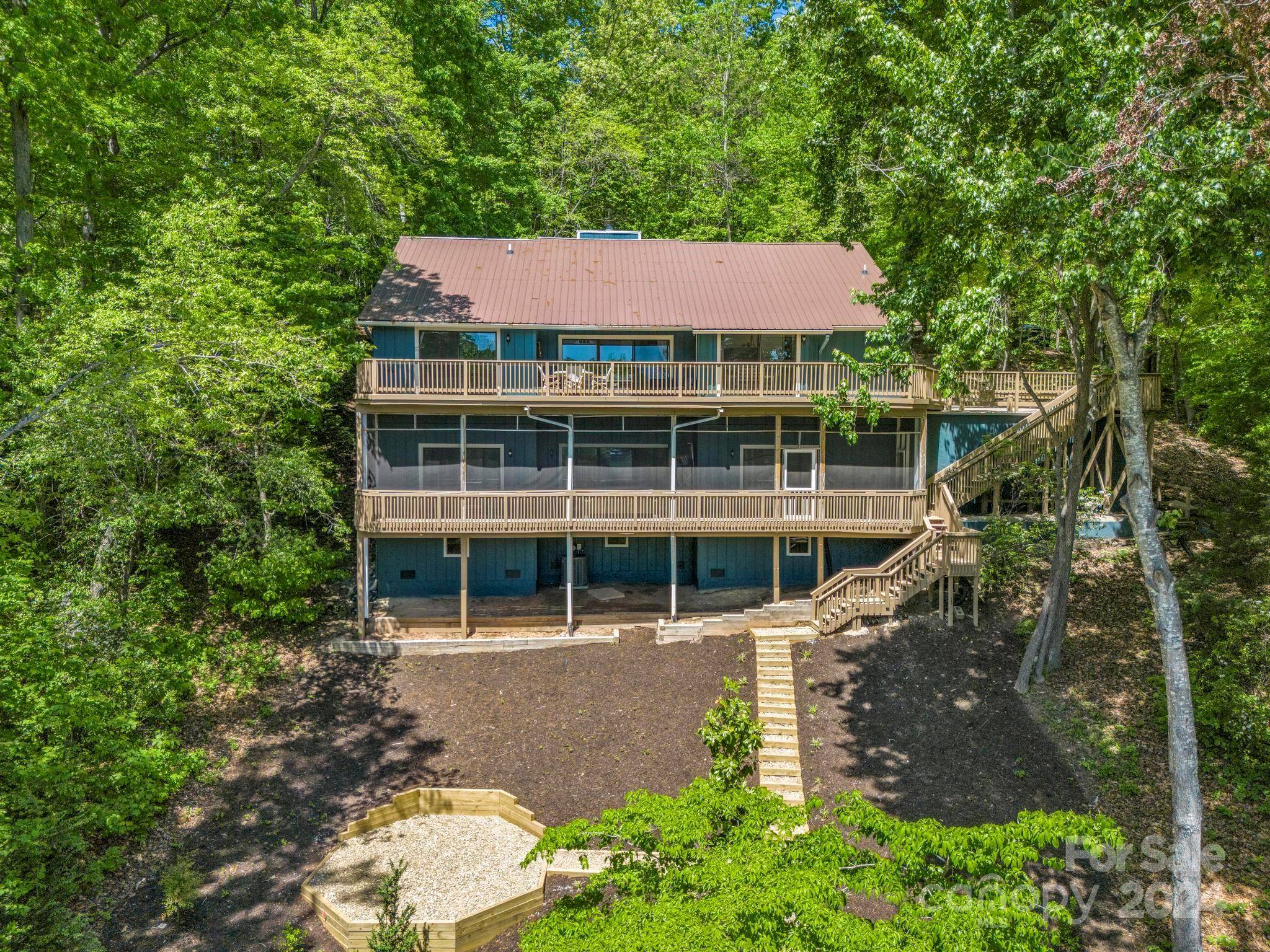 Lake Lure, NC 28746,255 Gateway DR