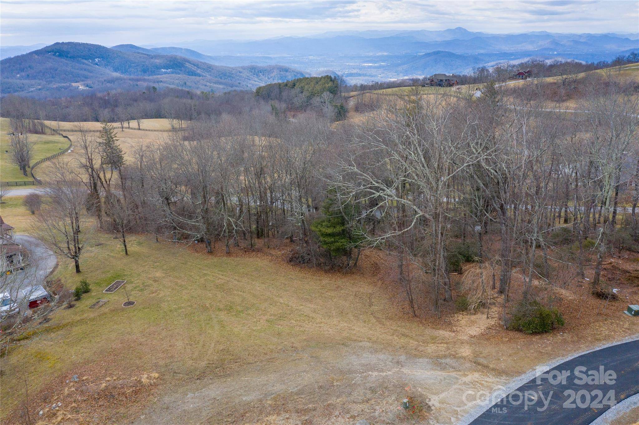 Hendersonville, NC 28792,88 Autumn Ridge LN