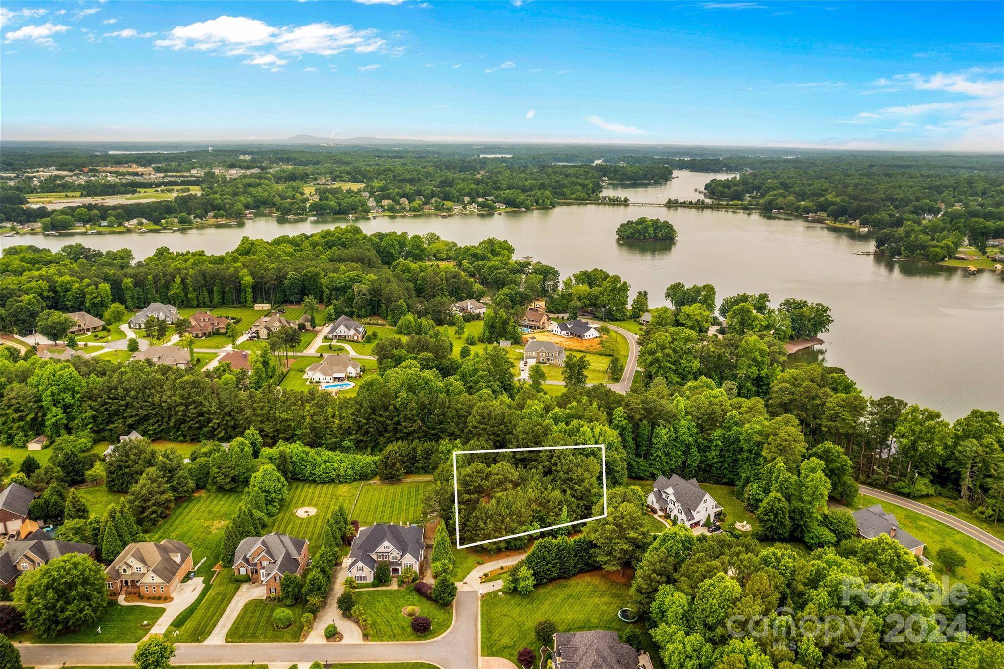 Mooresville, NC 28117,127 Palos Verde DR