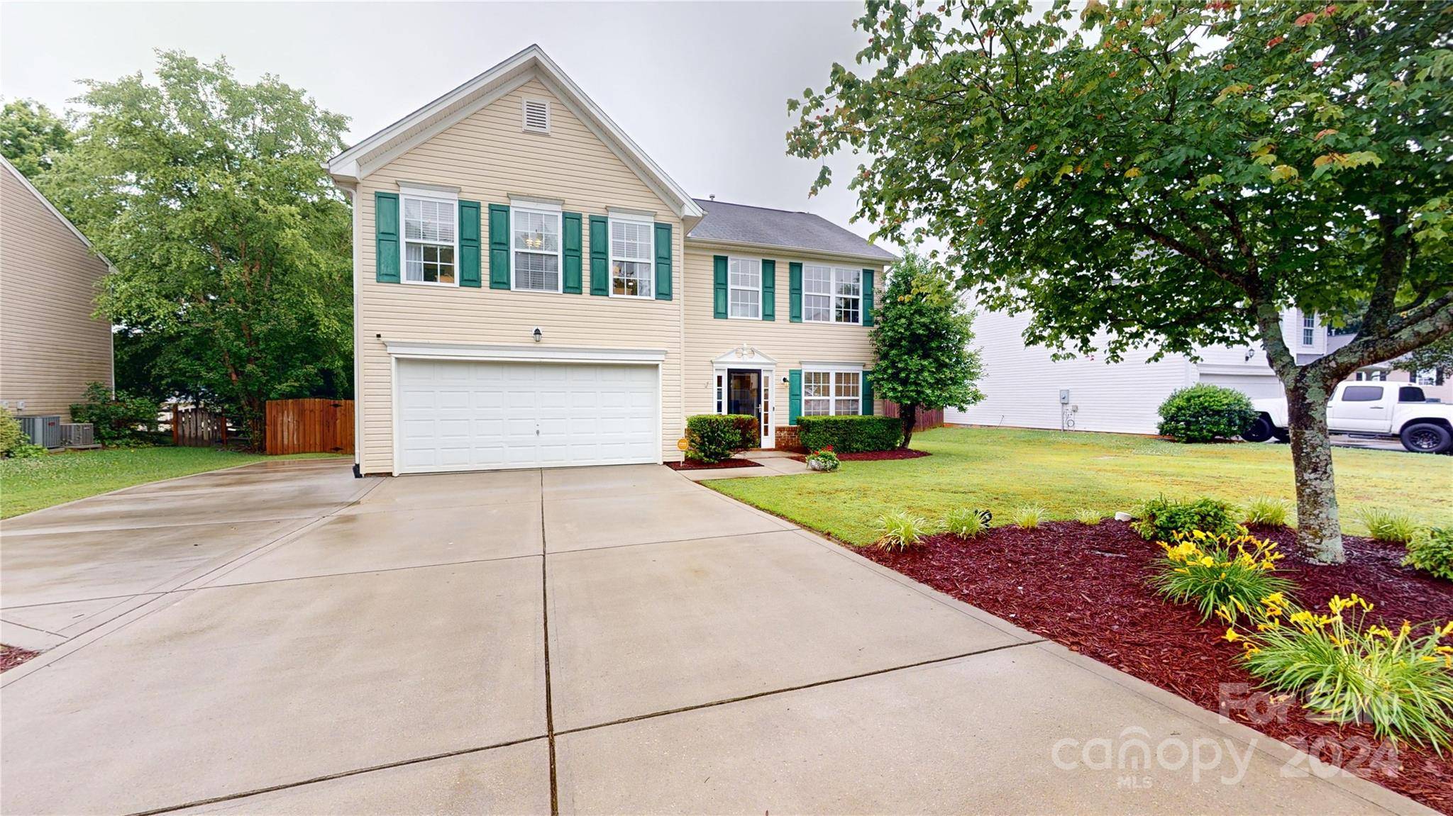 York, SC 29745,606 Mossfield CT