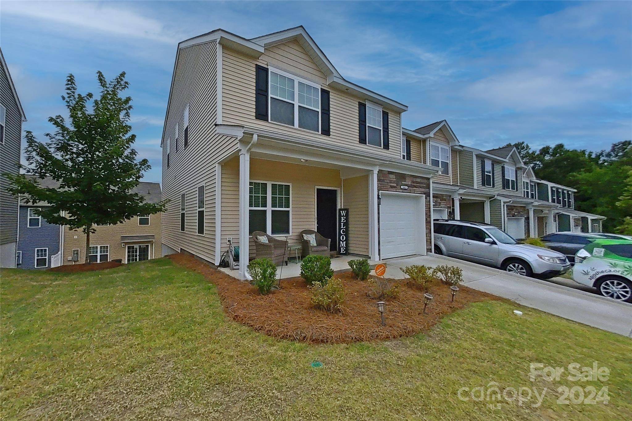 Charlotte, NC 28278,14418 Targert LN