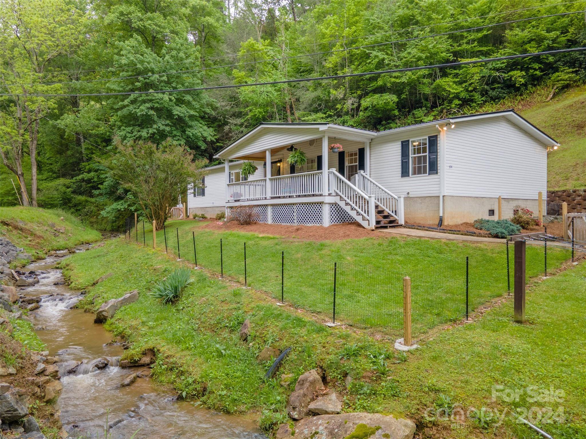 Sylva, NC 28779,324 East Cope Creek RD