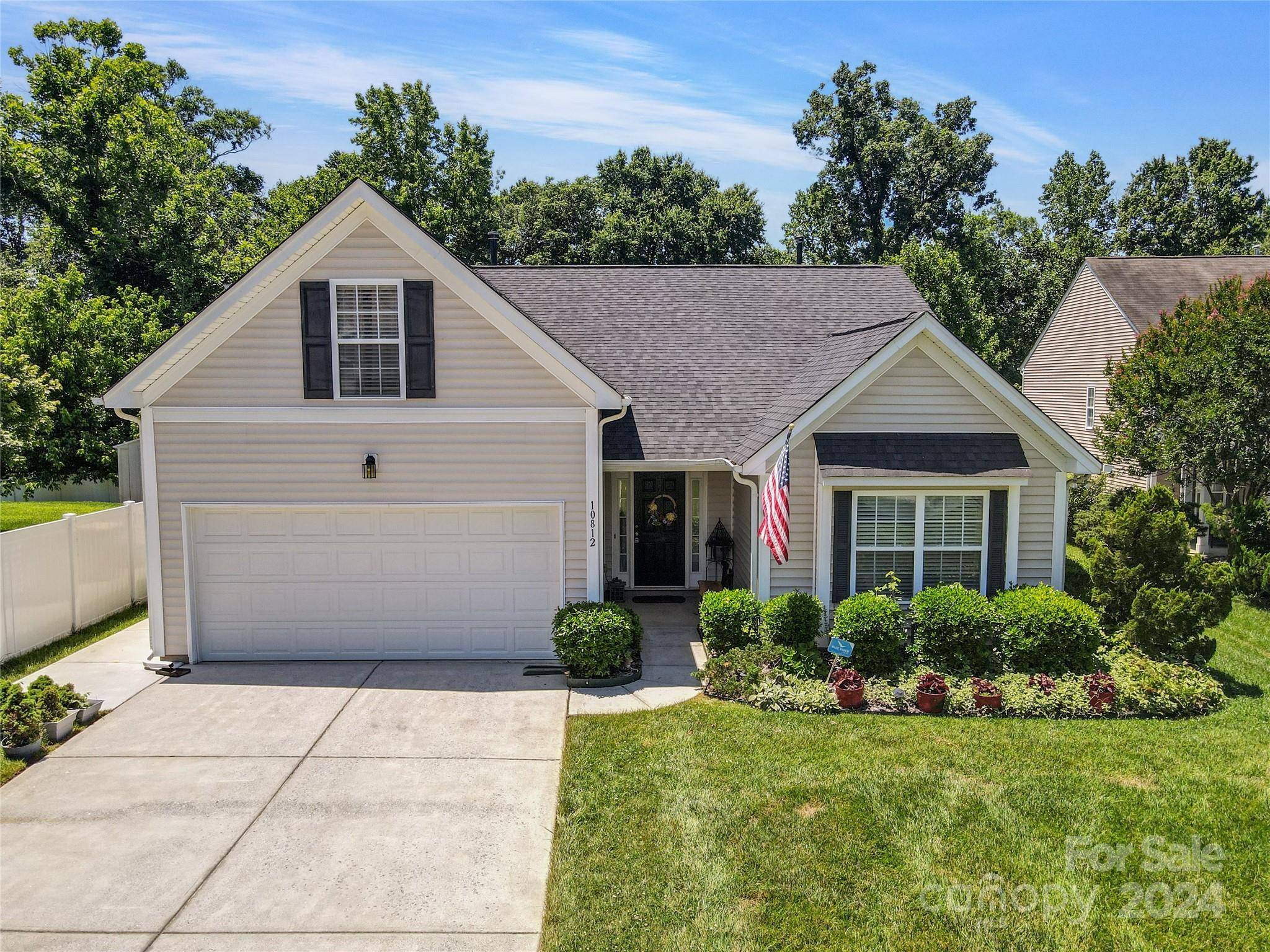 Davidson, NC 28036,10812 Peddlers CT