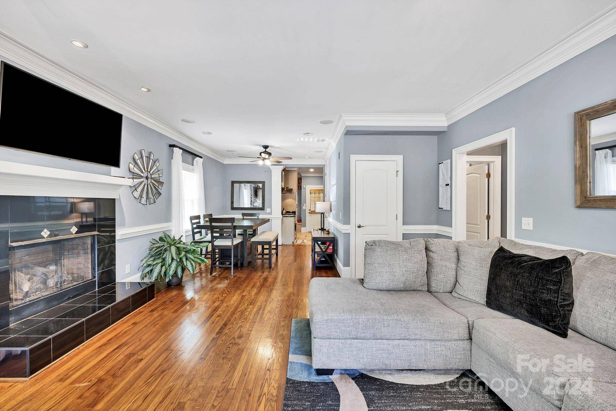 Camden, SC 29020,1306 Catawba CT