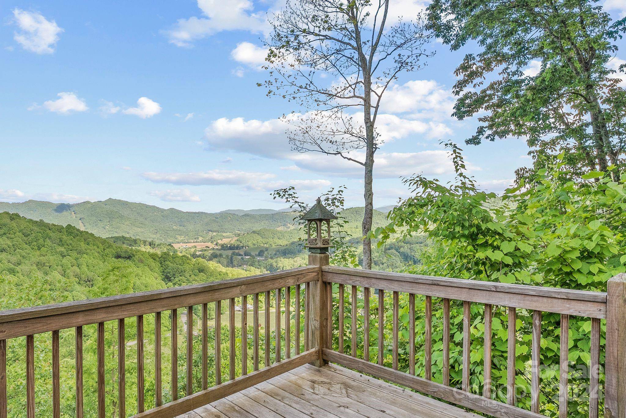 Waynesville, NC 28785,319 Crystal Tree DR