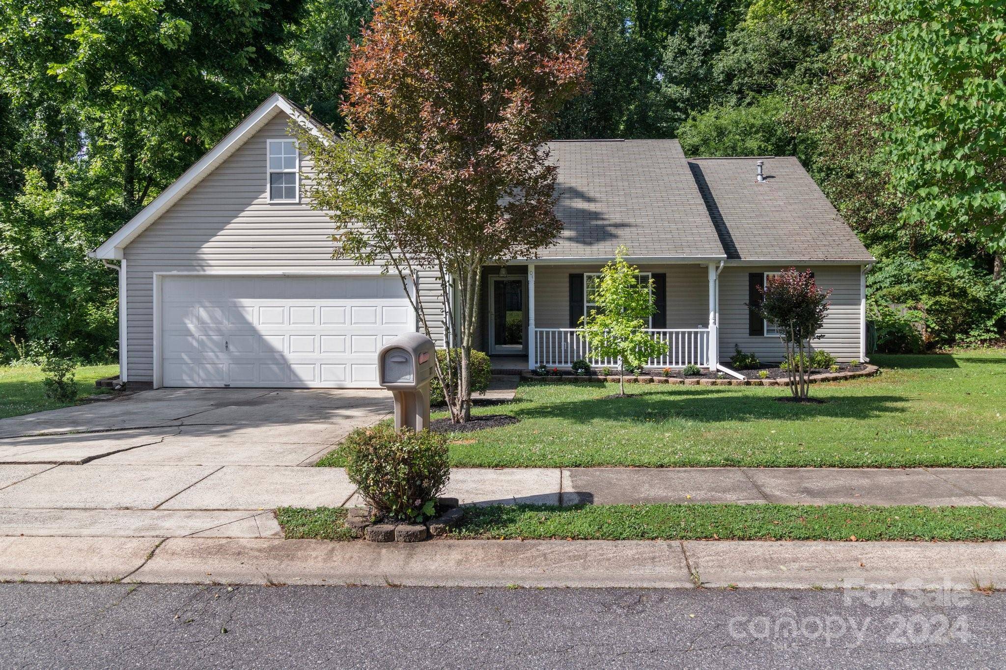 Mooresville, NC 28115,104 Bellelaine DR