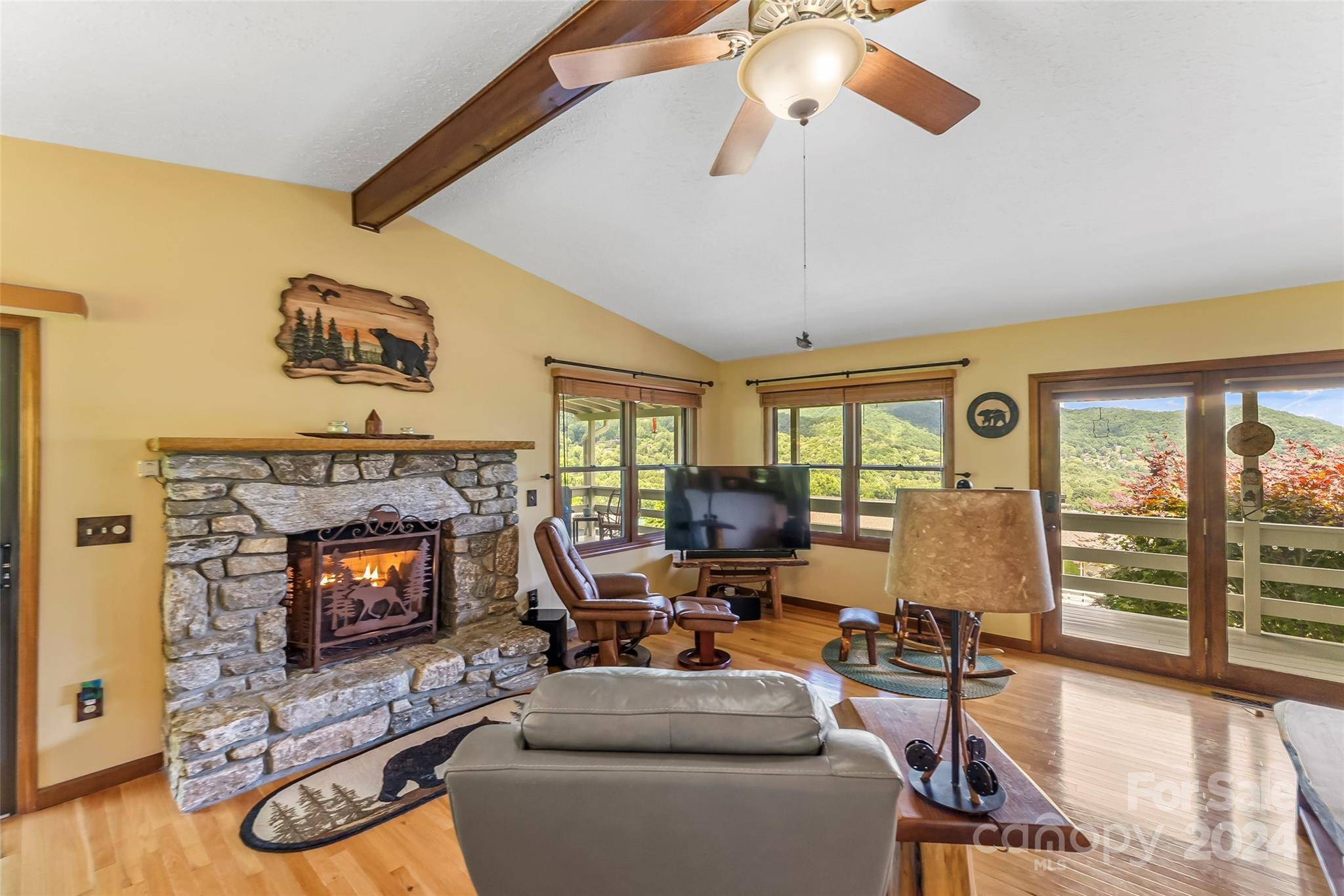 Maggie Valley, NC 28751,22 Granite LN