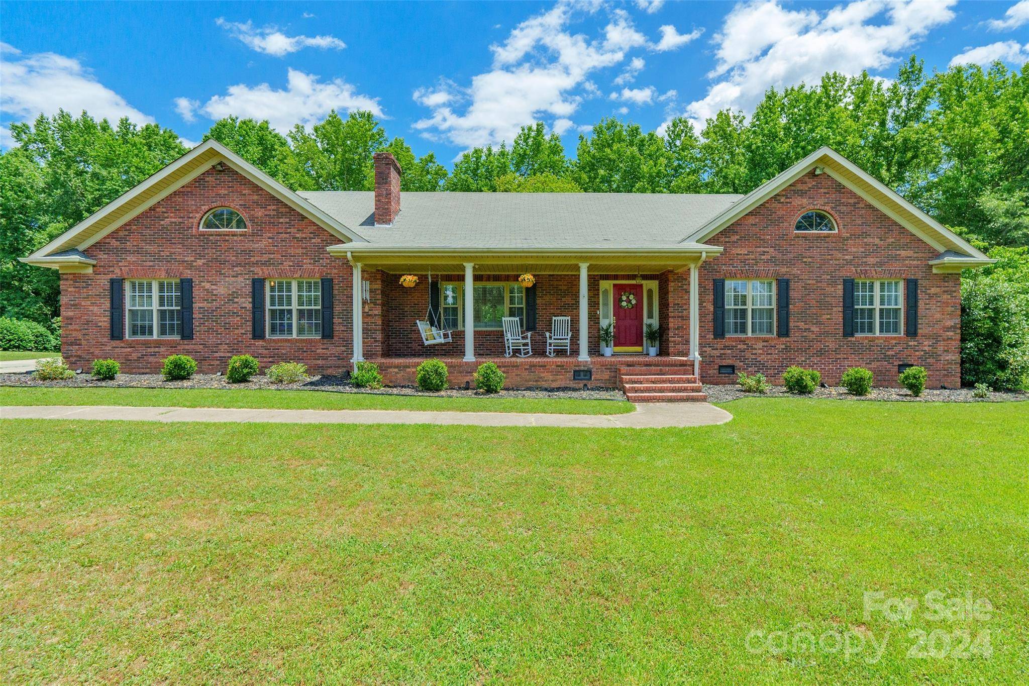 Matthews, NC 28104,1210 Flint CT