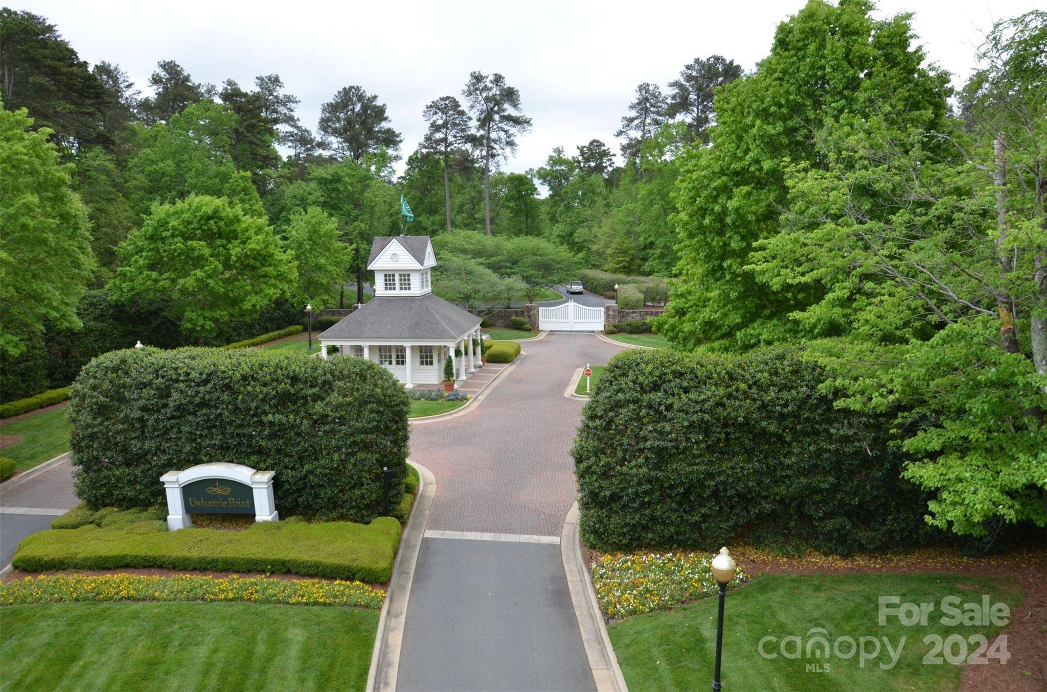 New London, NC 28127,2141 Southpoint LN