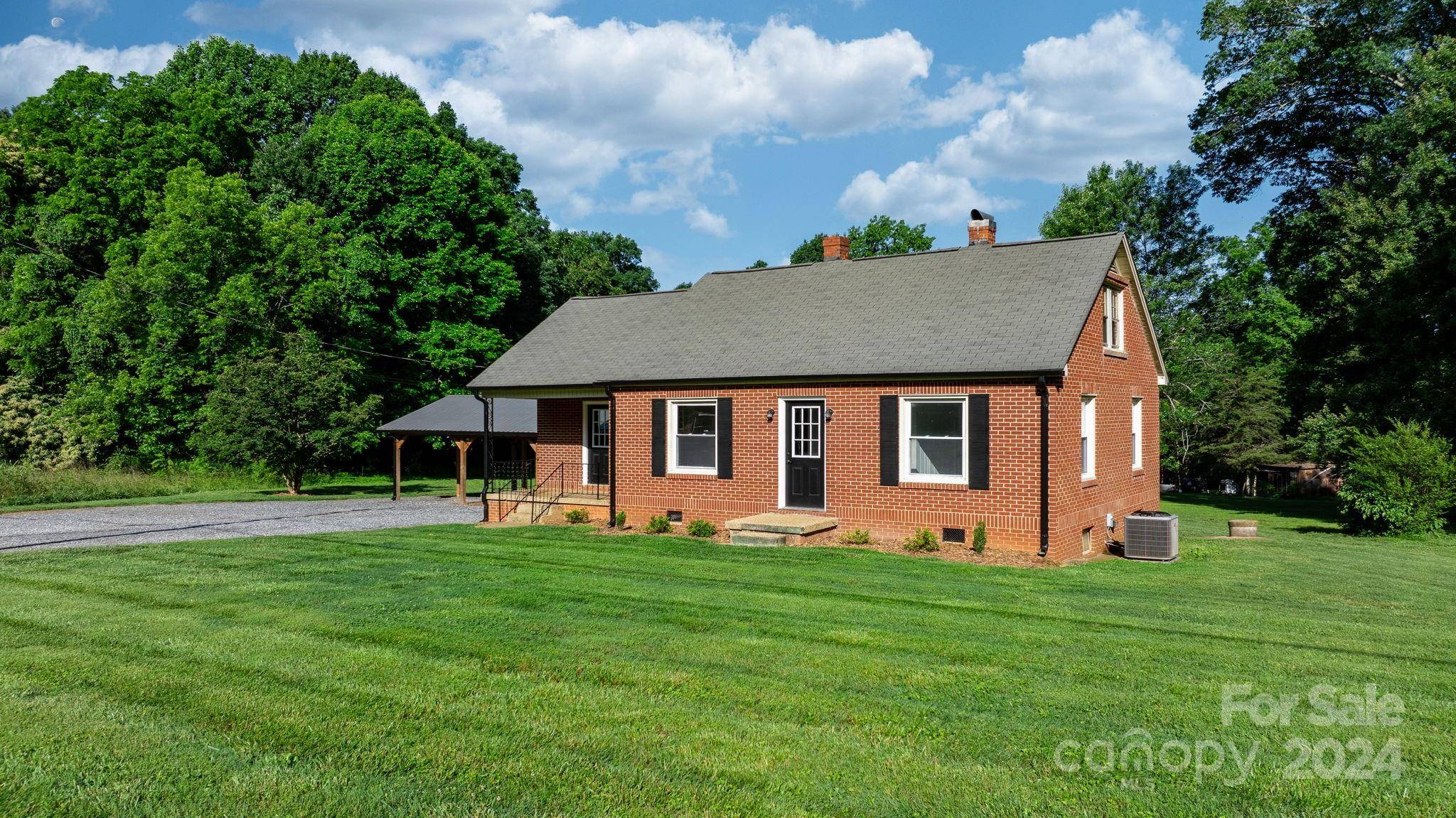 Conover, NC 28613,3621 County Home RD