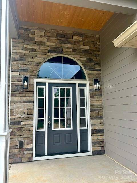 Hudson, NC 28638,137 Maplewood CT