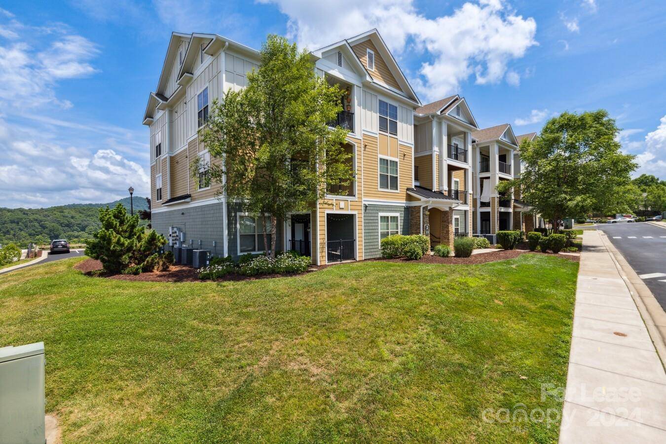 Asheville, NC 28805,4110 Verde Vista CIR #Valparasio