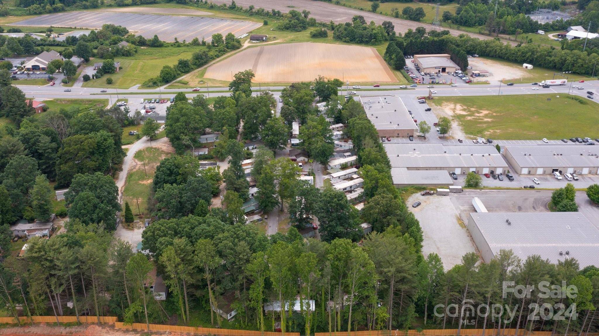 Flat Rock, NC 28731,15 Acorn Manor DR