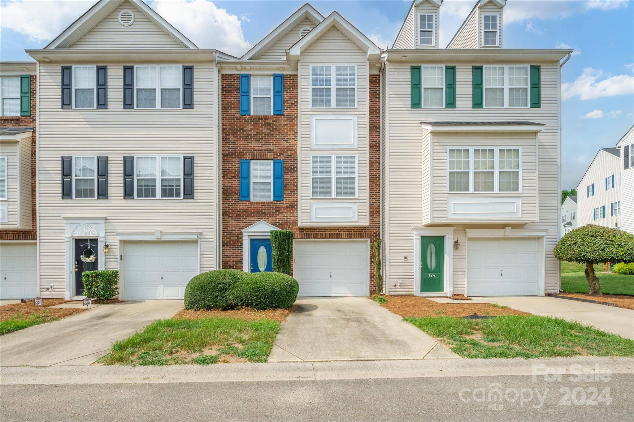 Mount Holly, NC 28120,128 Rock Ridge LN