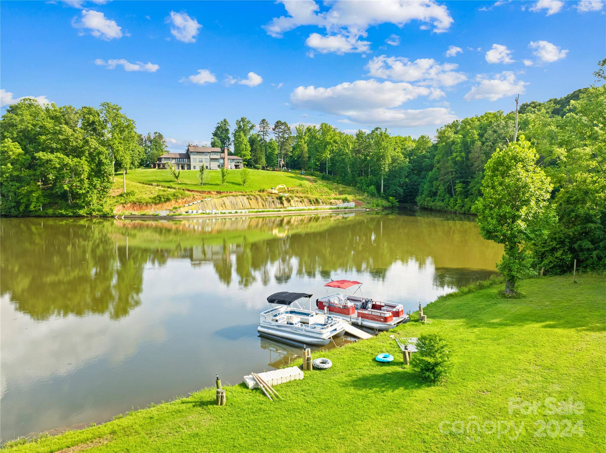 Shelby, NC 28150,142 Sandy Point DR