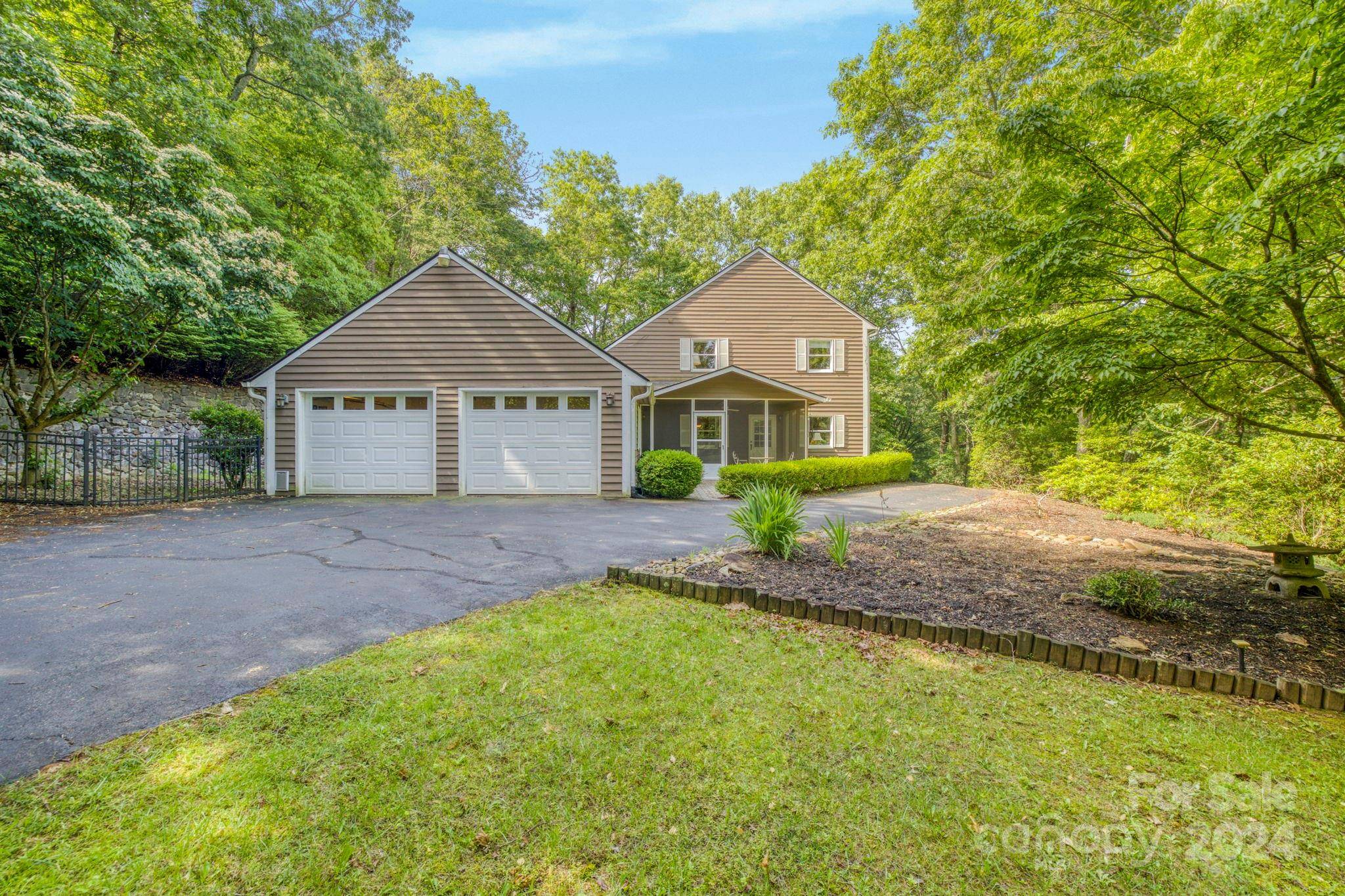 Mills River, NC 28759,16 Cedar DR