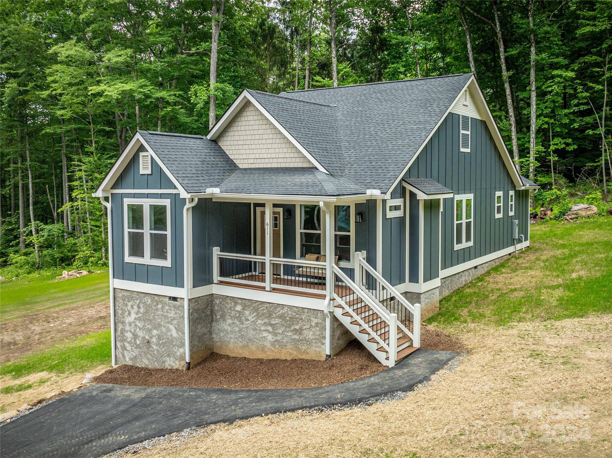 Maggie Valley, NC 28751,611 Twinbrook LN