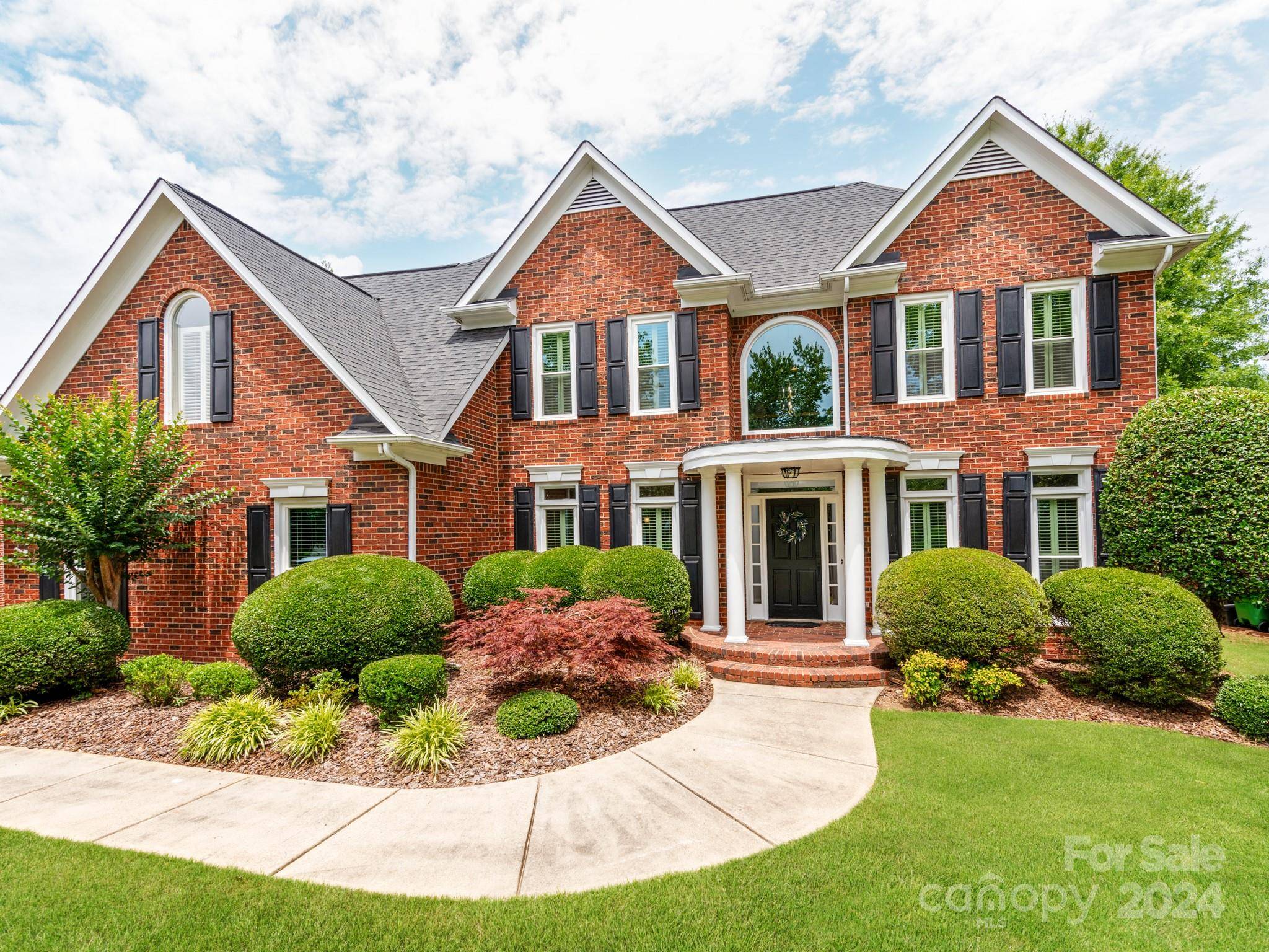 Charlotte, NC 28226,8715 Briar Oak CT