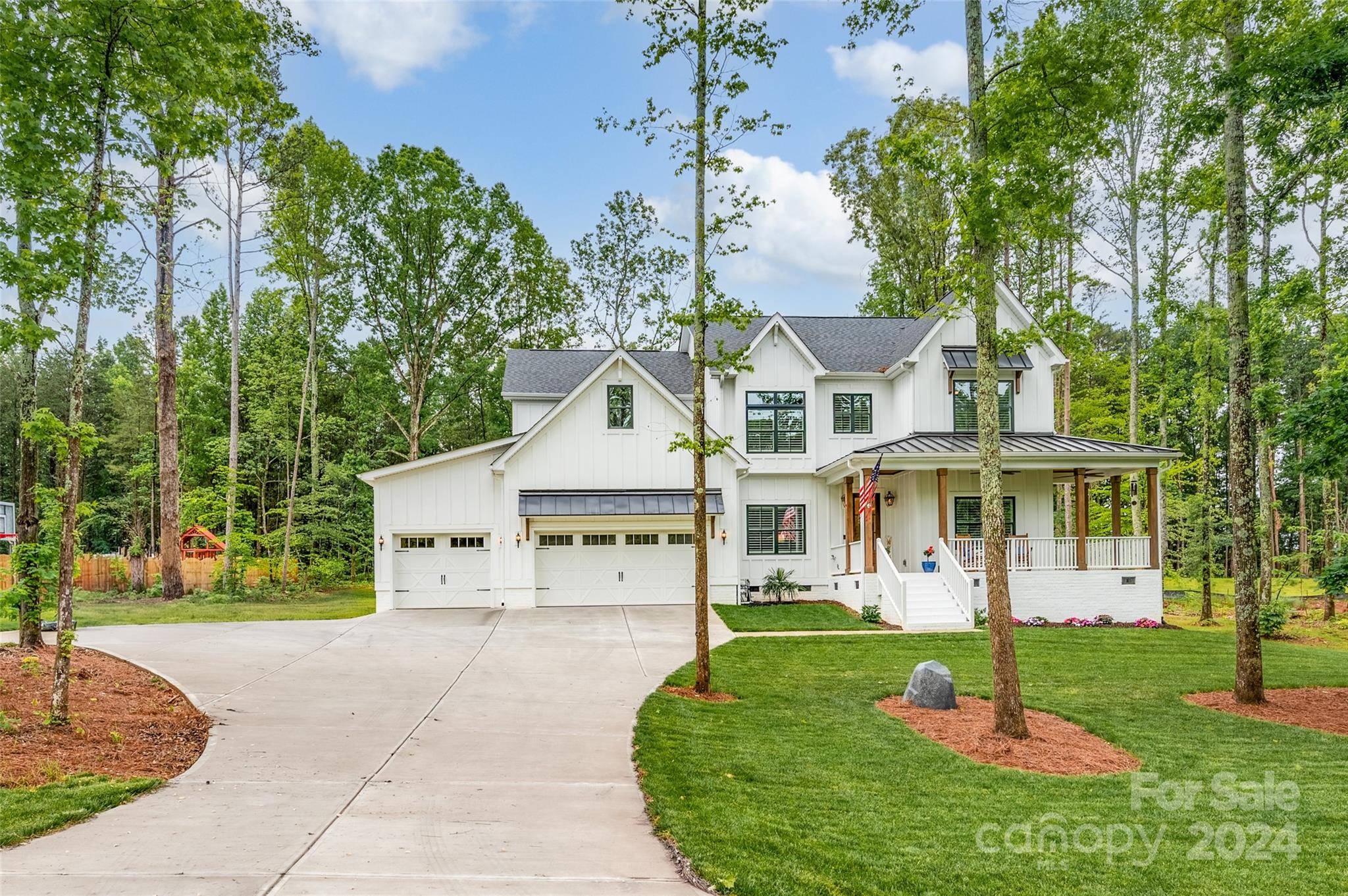 Davidson, NC 28036,513 Arrow Point LN