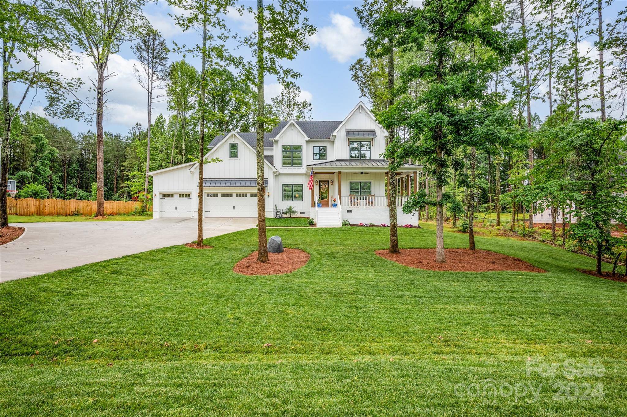 Davidson, NC 28036,513 Arrow Point LN